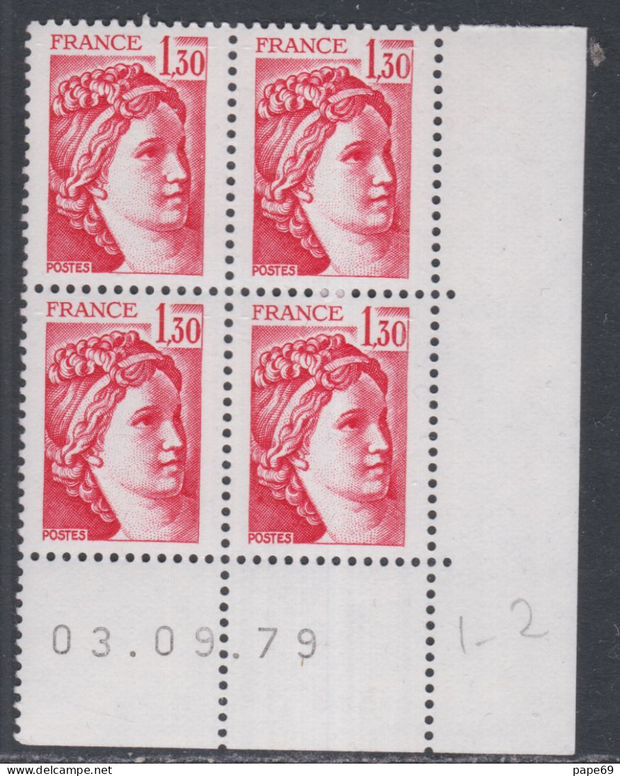 France N°2059  Type Sabine : 1 F. 30  Rouge En Bloc De 4 Coin Daté  Du 03 . 09 . 79 ;  Sans Trait, Sans Charnière TB - 1970-1979