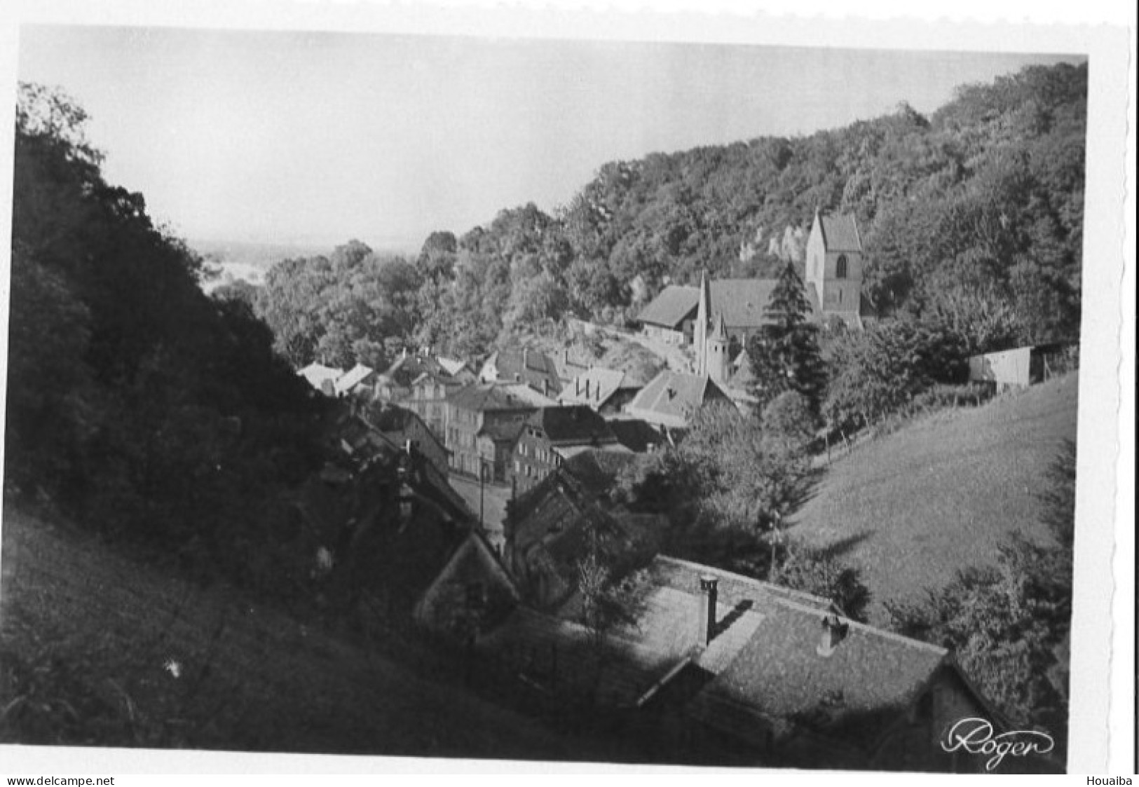 CPSM L'église Et La Ville Basse Ferrette (68) - Ferrette