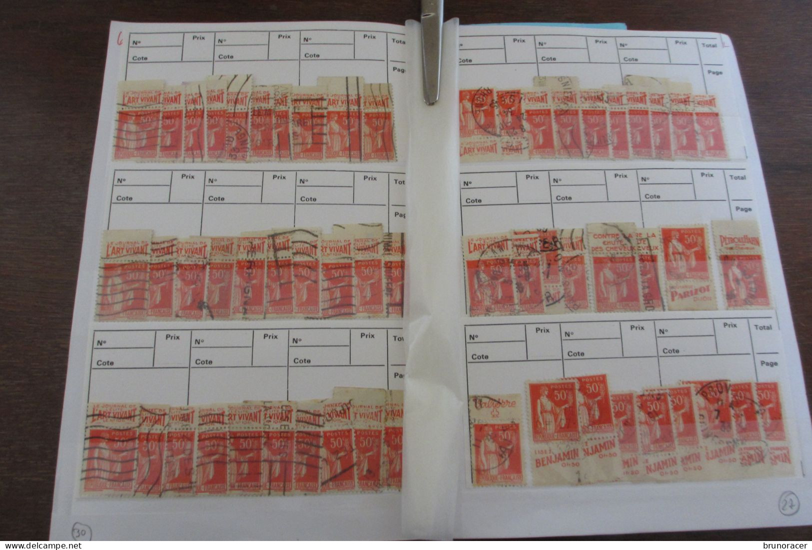 LOT DE 926 TIMBRES AVEC PUB ISSUS DE CARNETS OBLITERES DANS DEUX CARNTS A CHOIX VOIR SCANS - Oblitérés