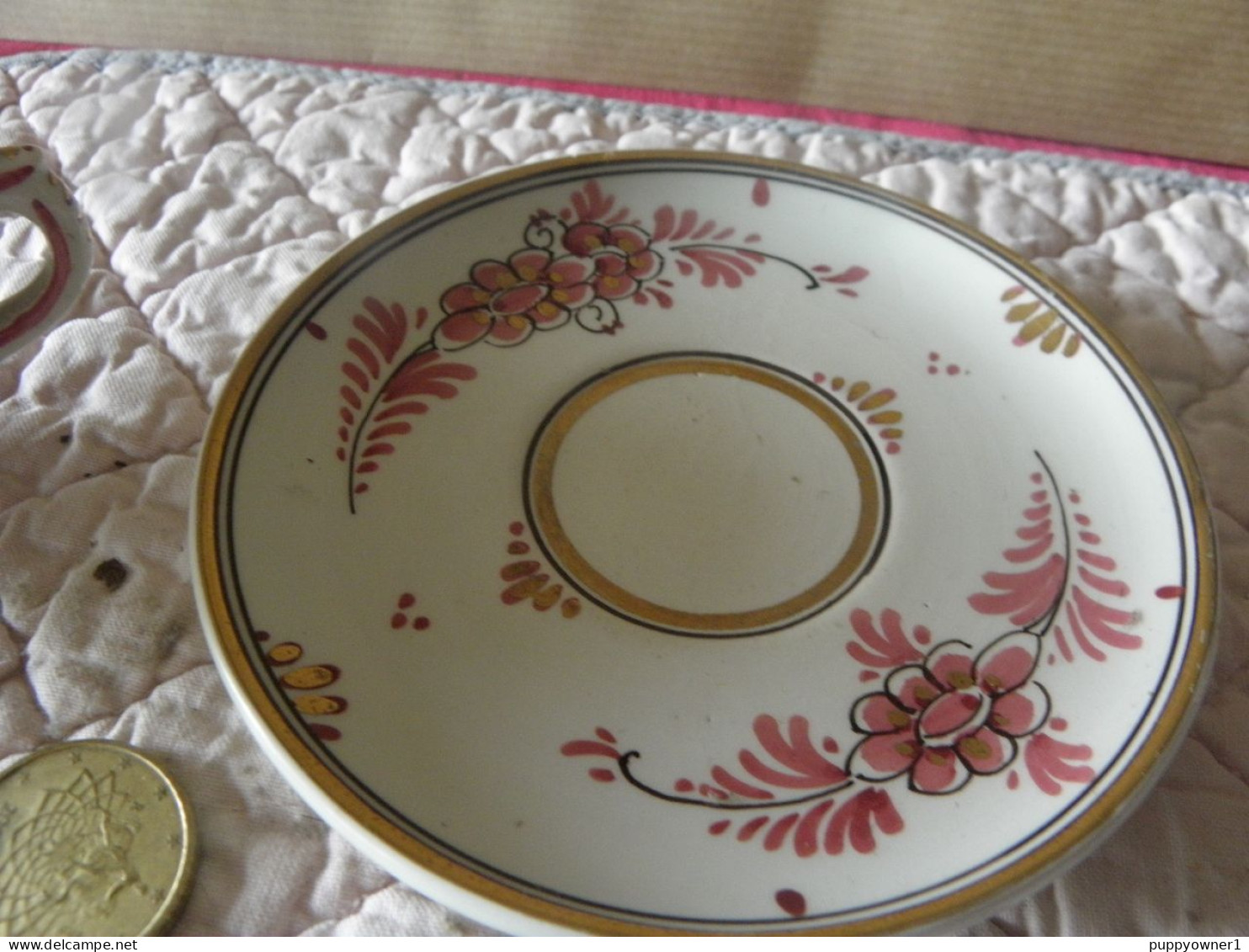 Rare Antique Porcelaine Tasse Et Sous-tasse Delft Rouge Deiftsrood Peinte à La Main - Autres & Non Classés
