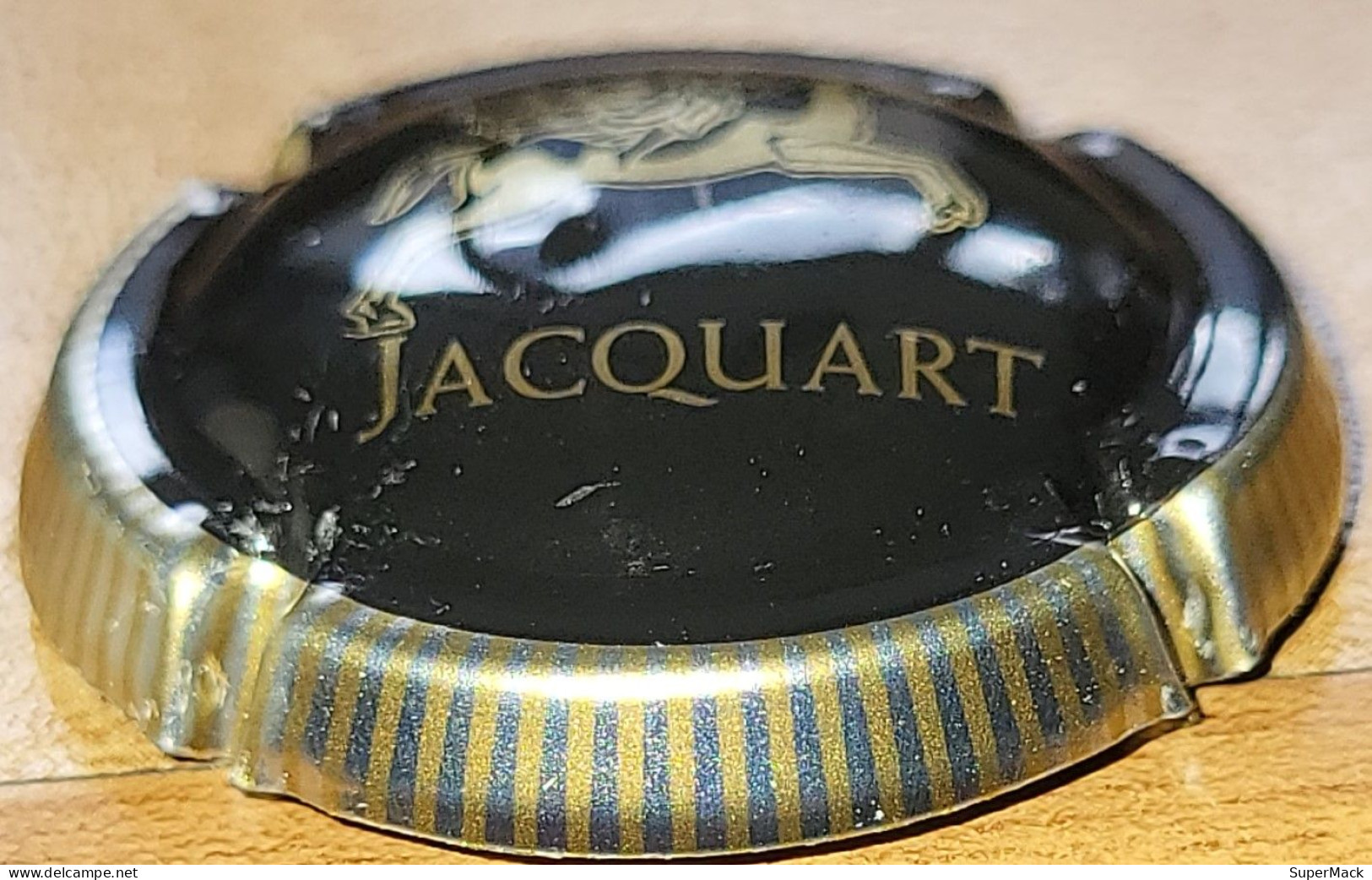 Capsule Champagne JACQUART Serie Cheval, Contour Rayé, Noir & Or Nr 20 - Jacquart