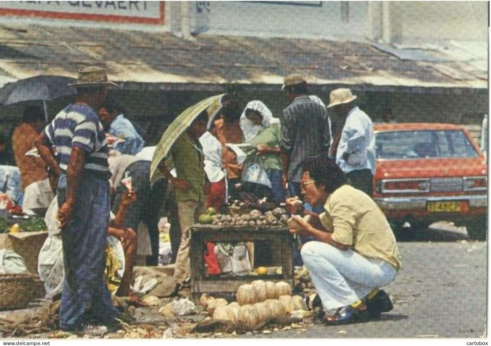 Suriname, Paramaribo, Centrale Markt  (Een Raster Op De Kaart Is Veroorzaakt Door Het Scannen; De Afbeelding Is Helder) - Suriname