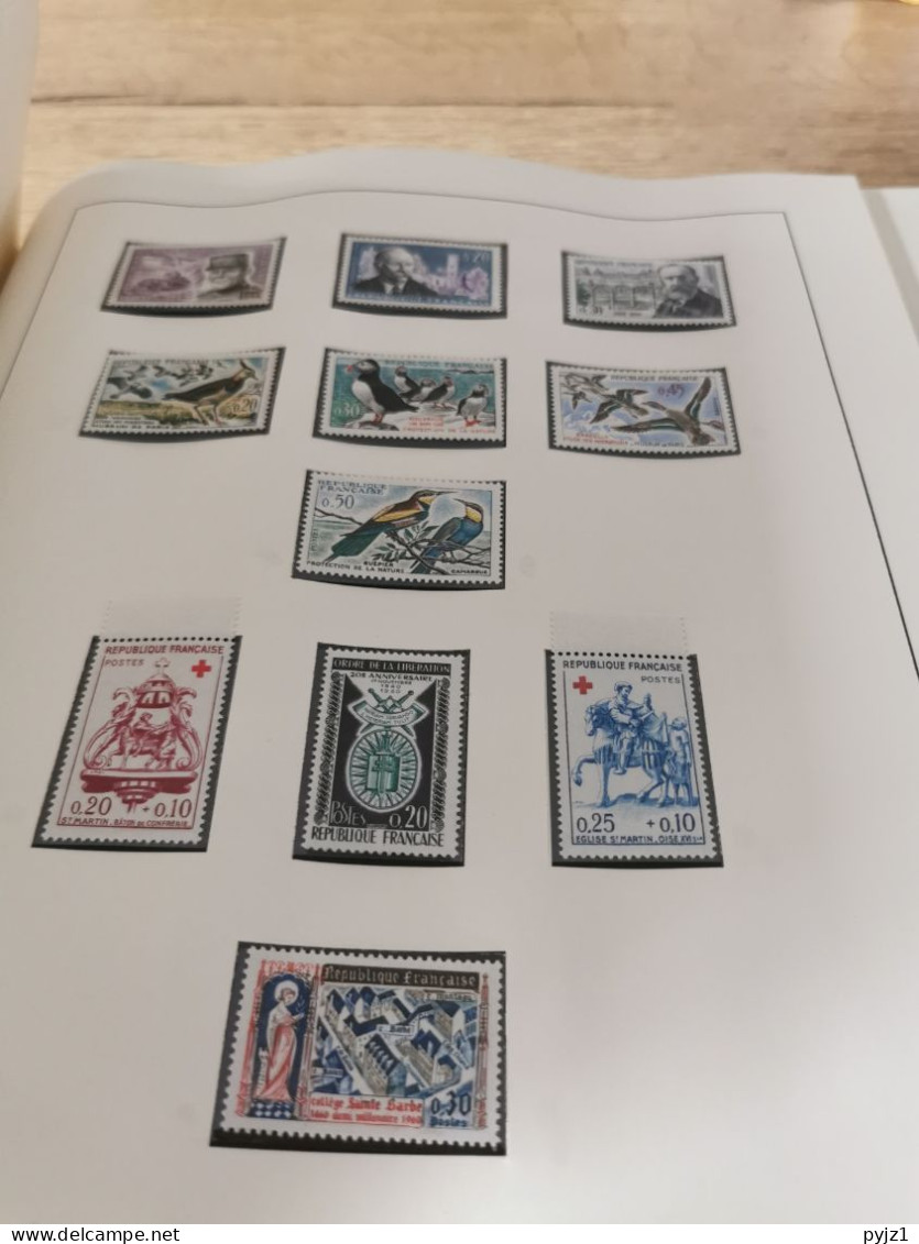 France 1960-1977 complete MNH in SAFE