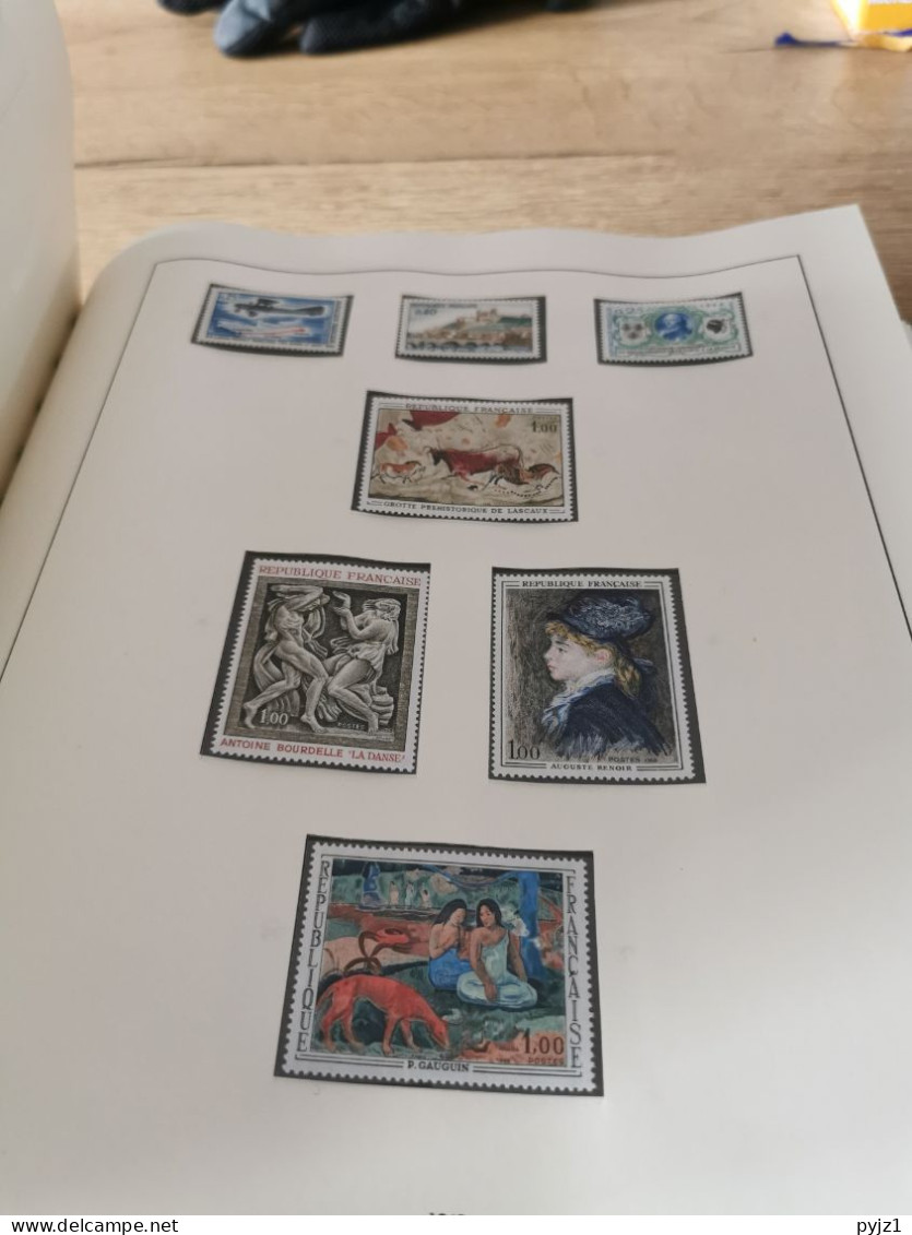 France 1960-1977 complete MNH in SAFE