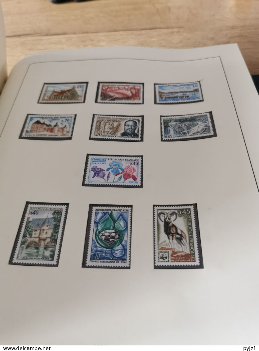 France 1960-1977 complete MNH in SAFE