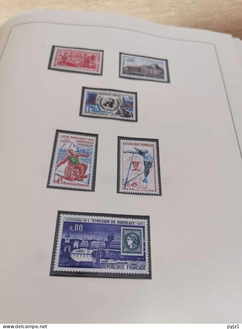 France 1960-1977 complete MNH in SAFE