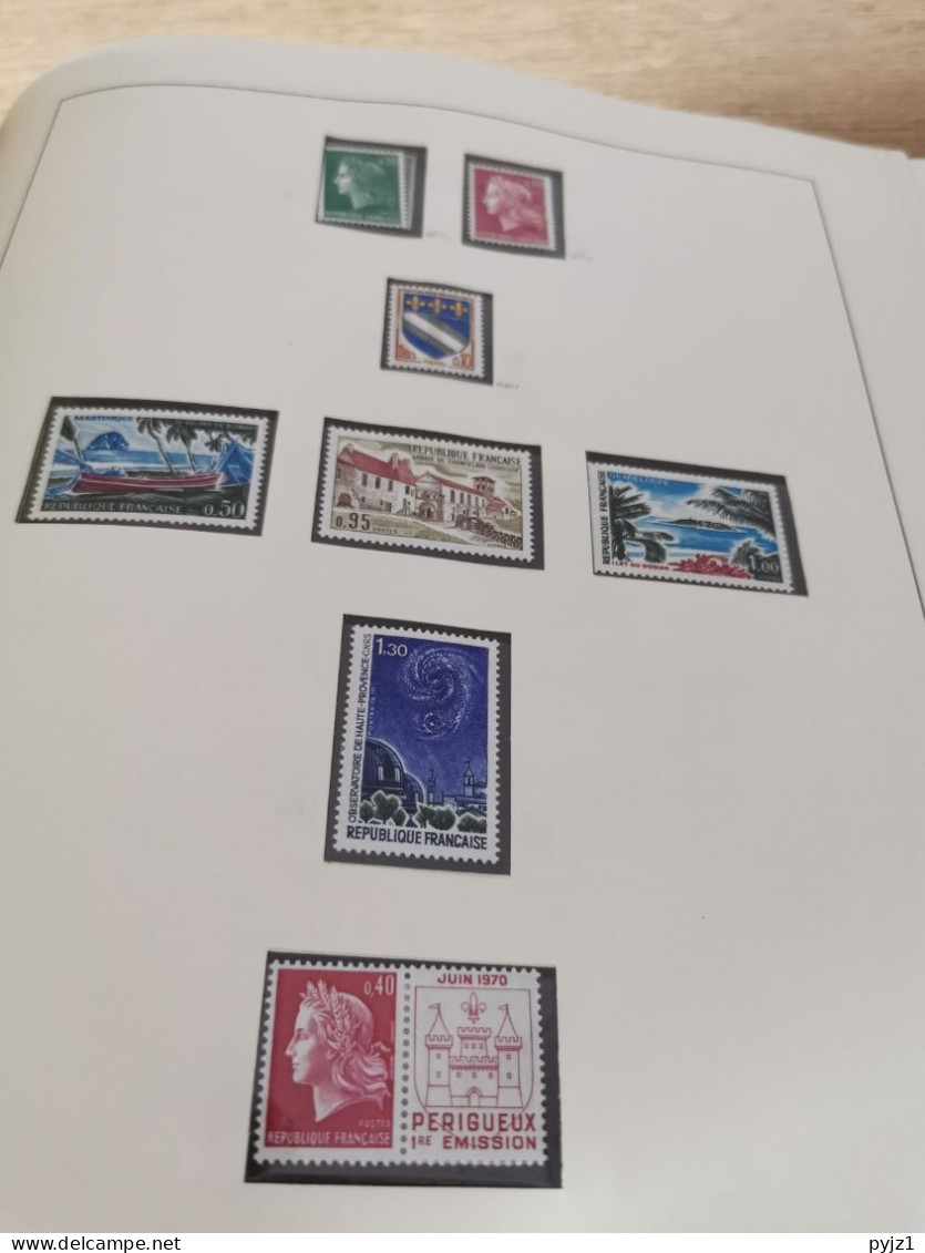 France 1960-1977 complete MNH in SAFE