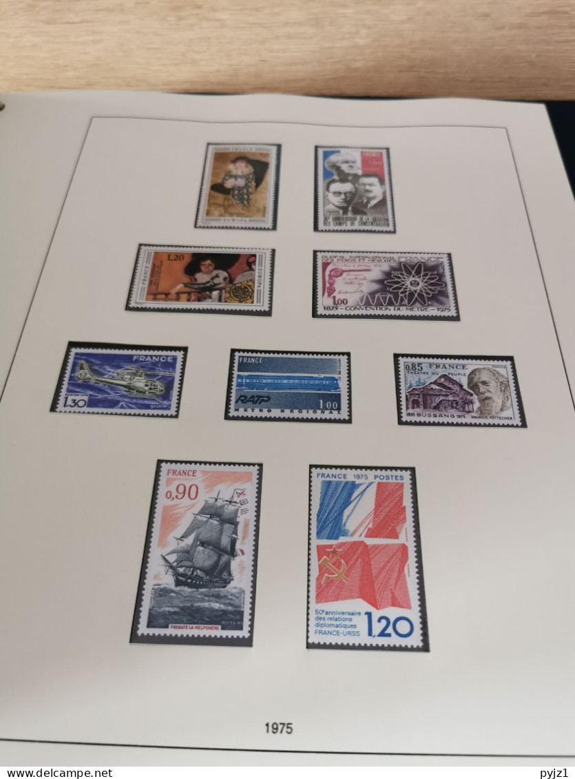 France 1960-1977 complete MNH in SAFE