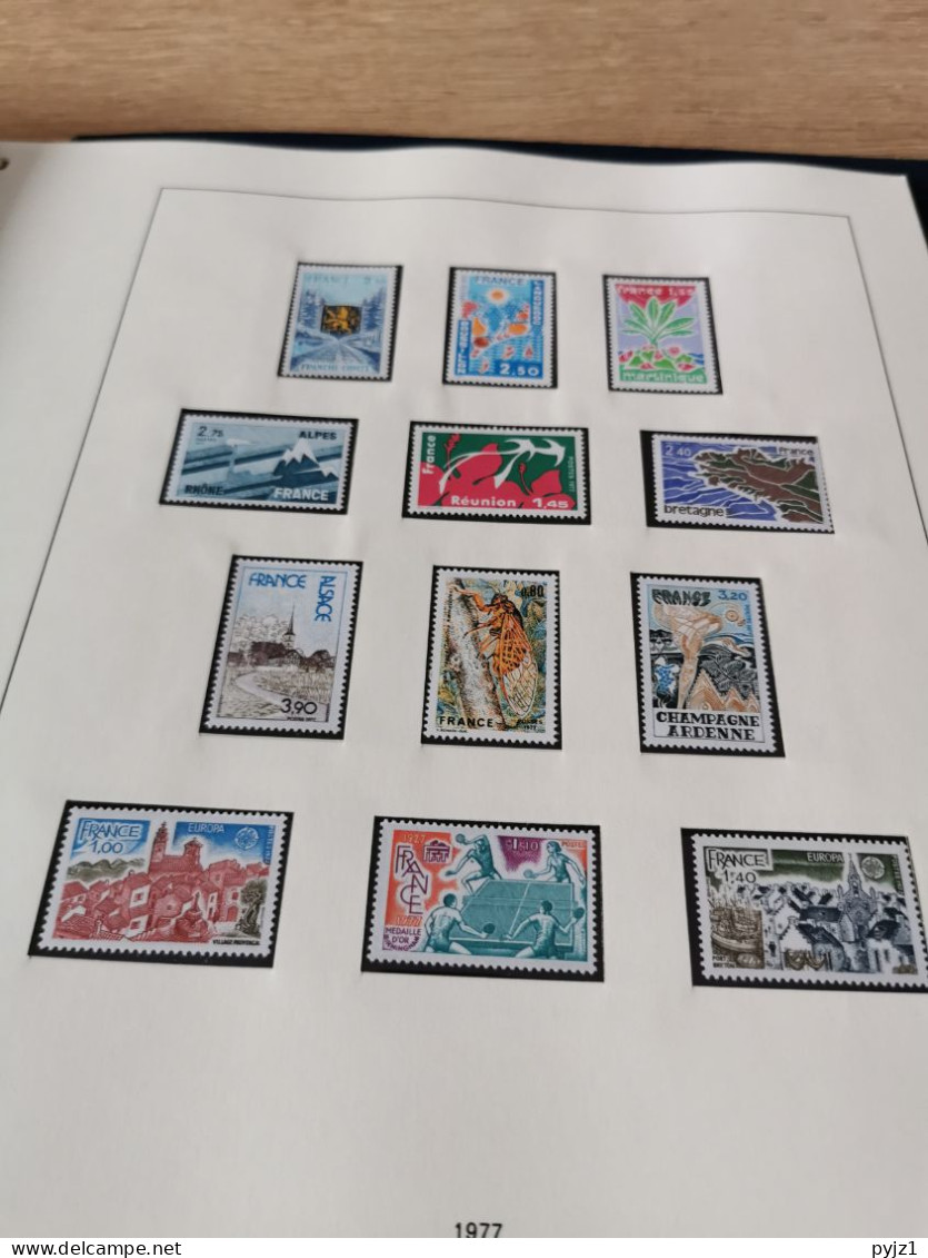 France 1960-1977 complete MNH in SAFE