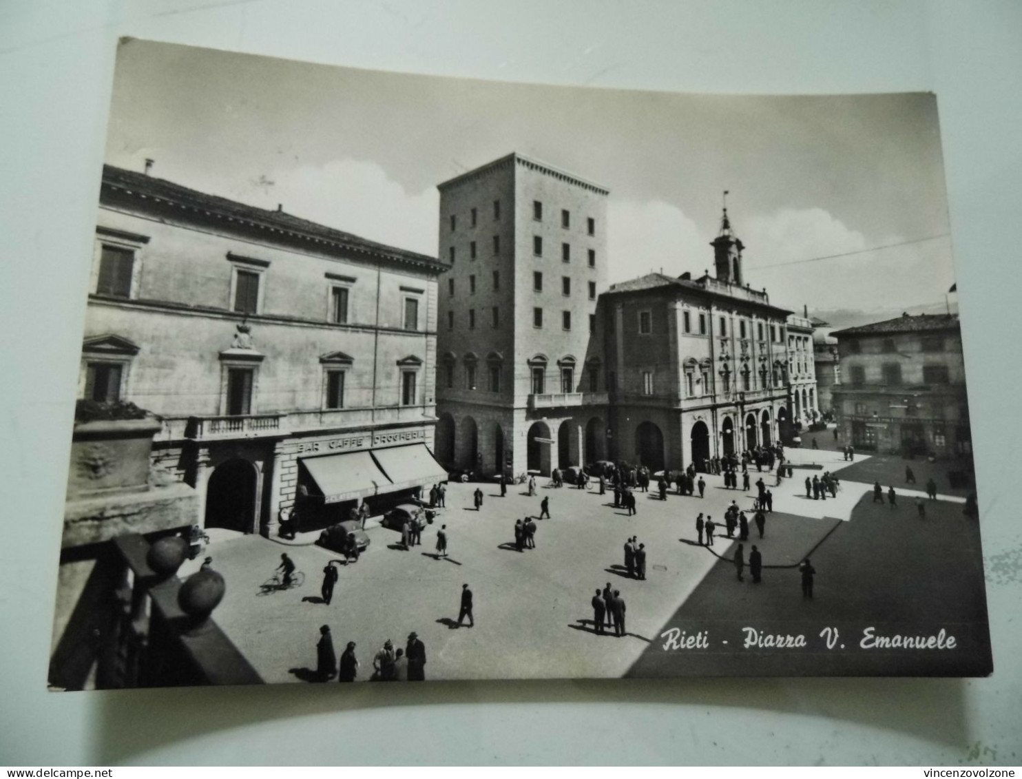 Cartolina Viaggiata "RIETI Piazza Vittorio Emanuele" 1956 - Rieti