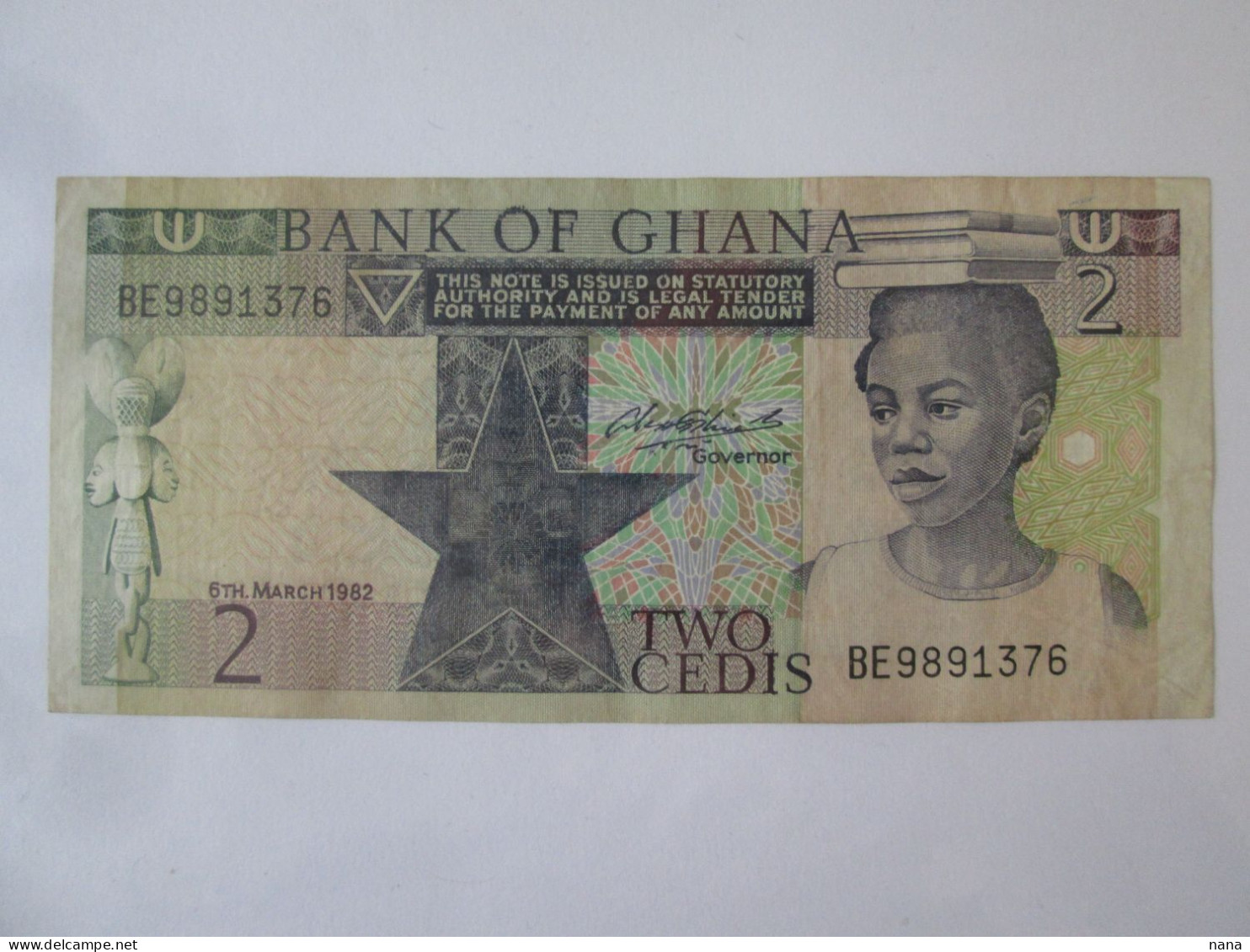Ghana 2 Cedis 1982 Banknote See Pictures - Ghana