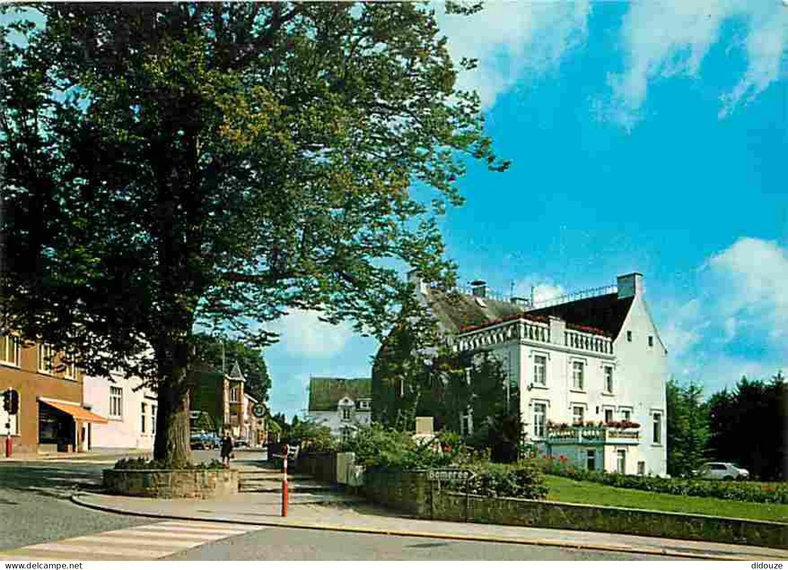 Belgique - Montignies Le Tilleul - Maison Communale - CPM - Voir Scans Recto-Verso - Montigny-le-Tilleul