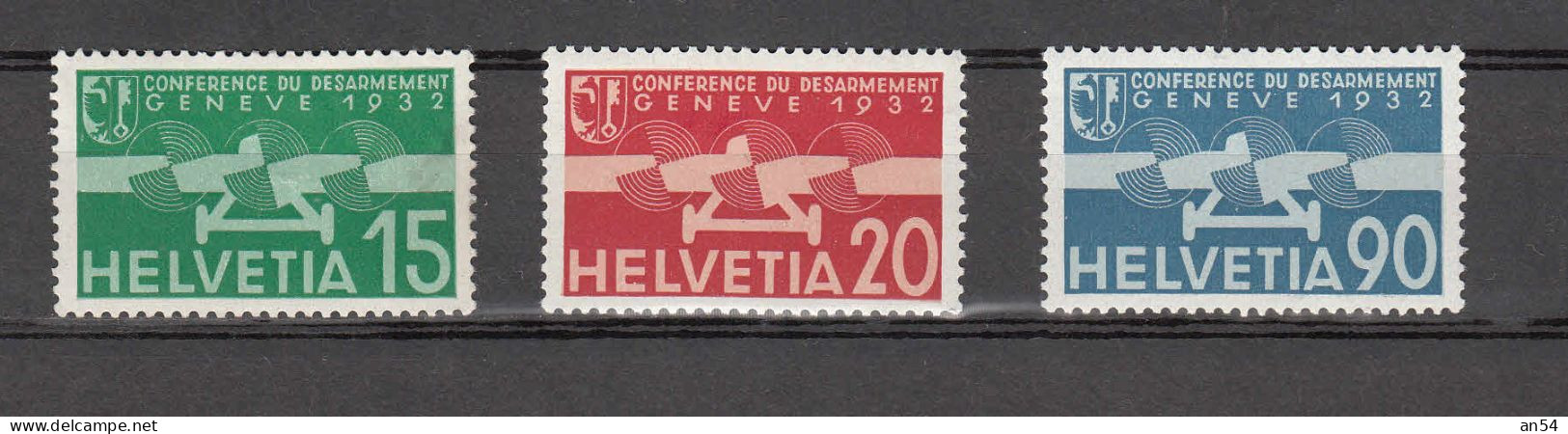 PA  1932  N° F16à F18   NEUFS * + **          CATALOGUE SBK - Unused Stamps