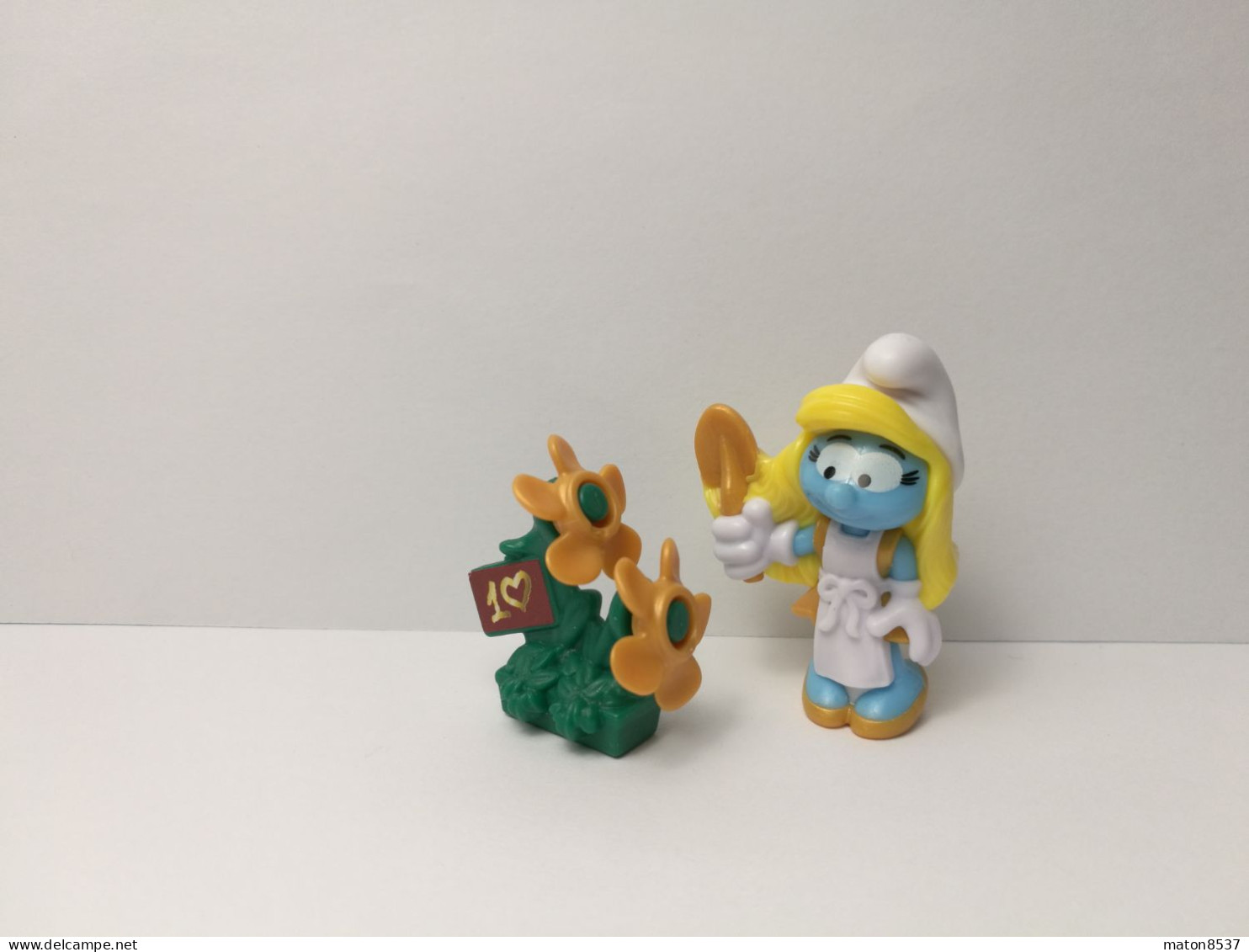 Kinder : MPG EN401-A   Die Schlümpfe - The Smurfs -Golden Edition 2018 - Blumen-Schlumpfine - Aufstellfiguren