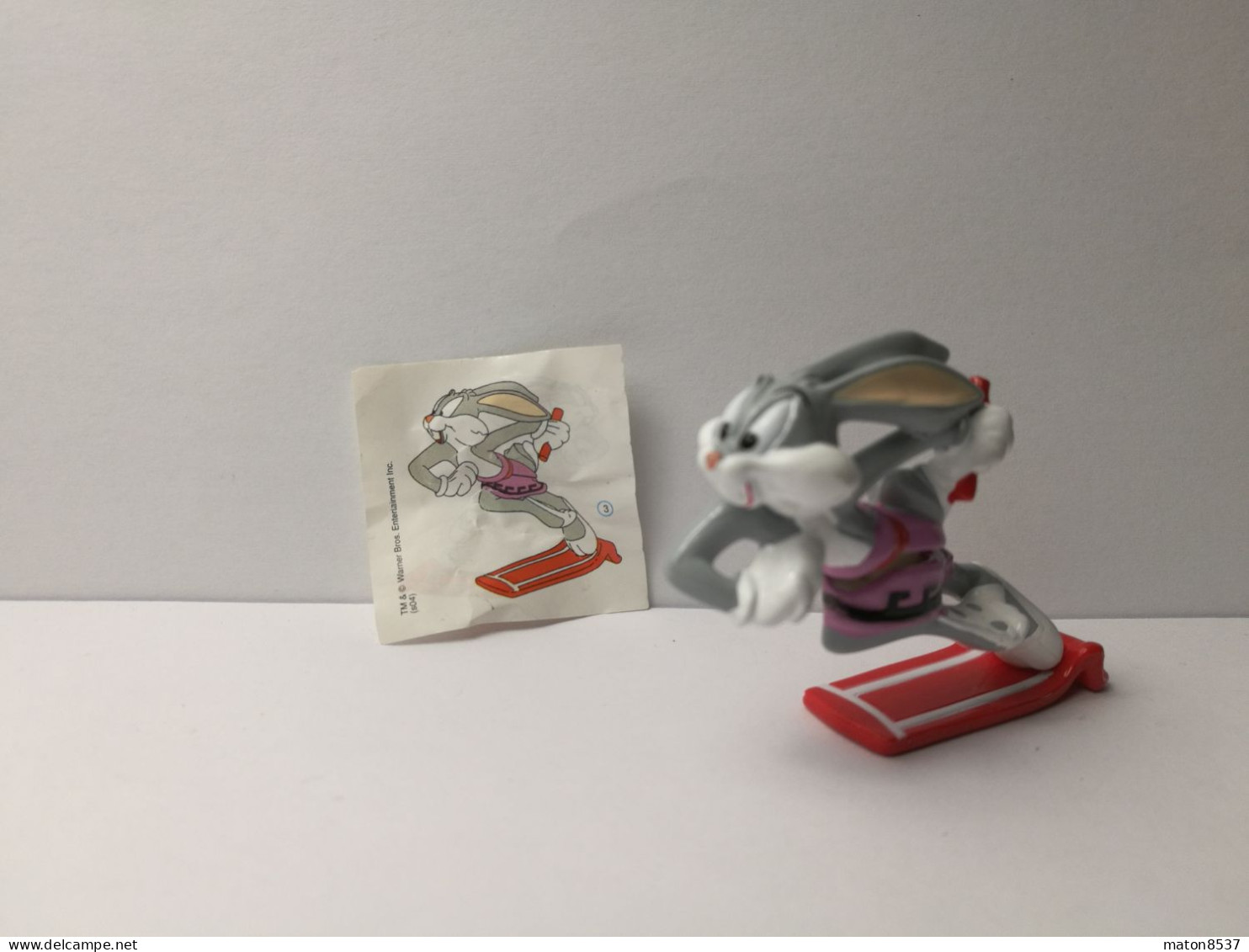 Kinder :  Looney Tunes 2004 - Bugs Bunny Staffelläufer + Aufbauanleitung - Aufstellfiguren