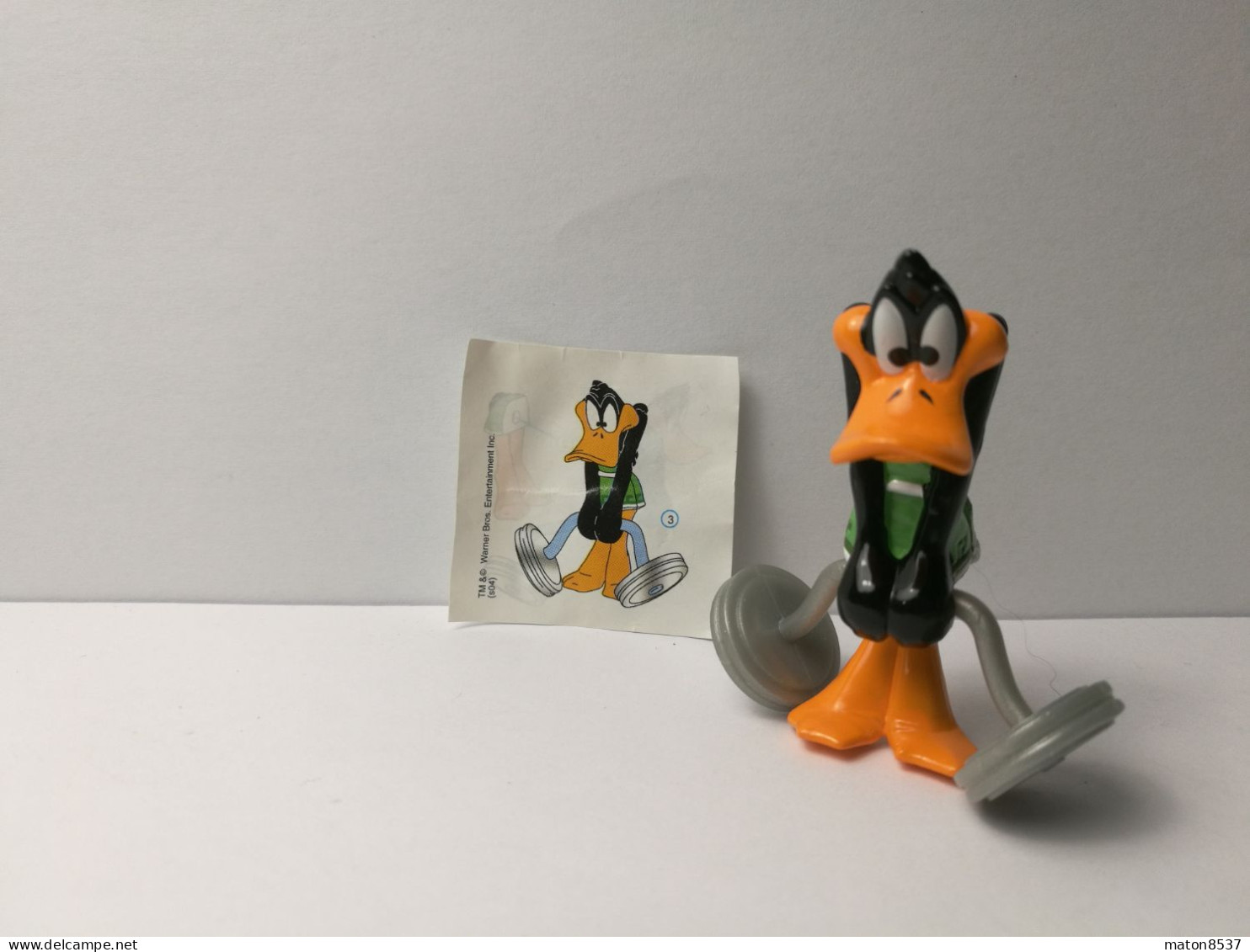 Kinder :   Looney Tunes 2004 - Duffy Duck Gewichtheber  + Aufbauanleitung - Aufstellfiguren