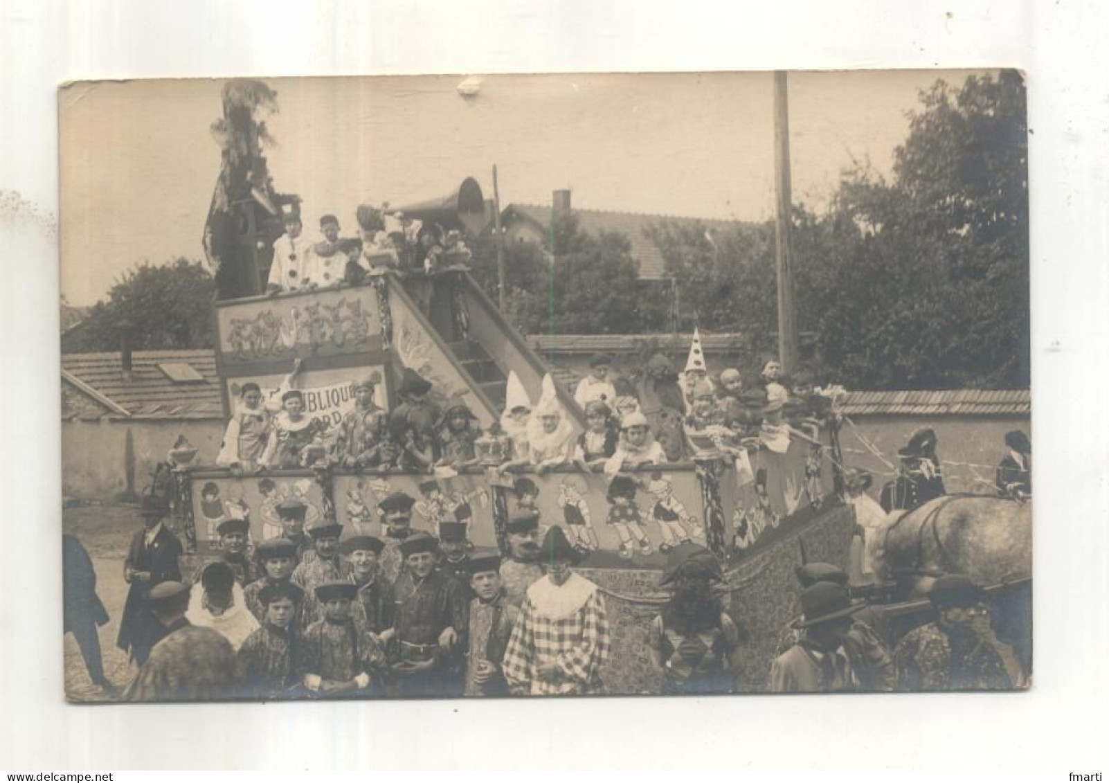 Carte Photo : Char De Carnaval - Da Identificare