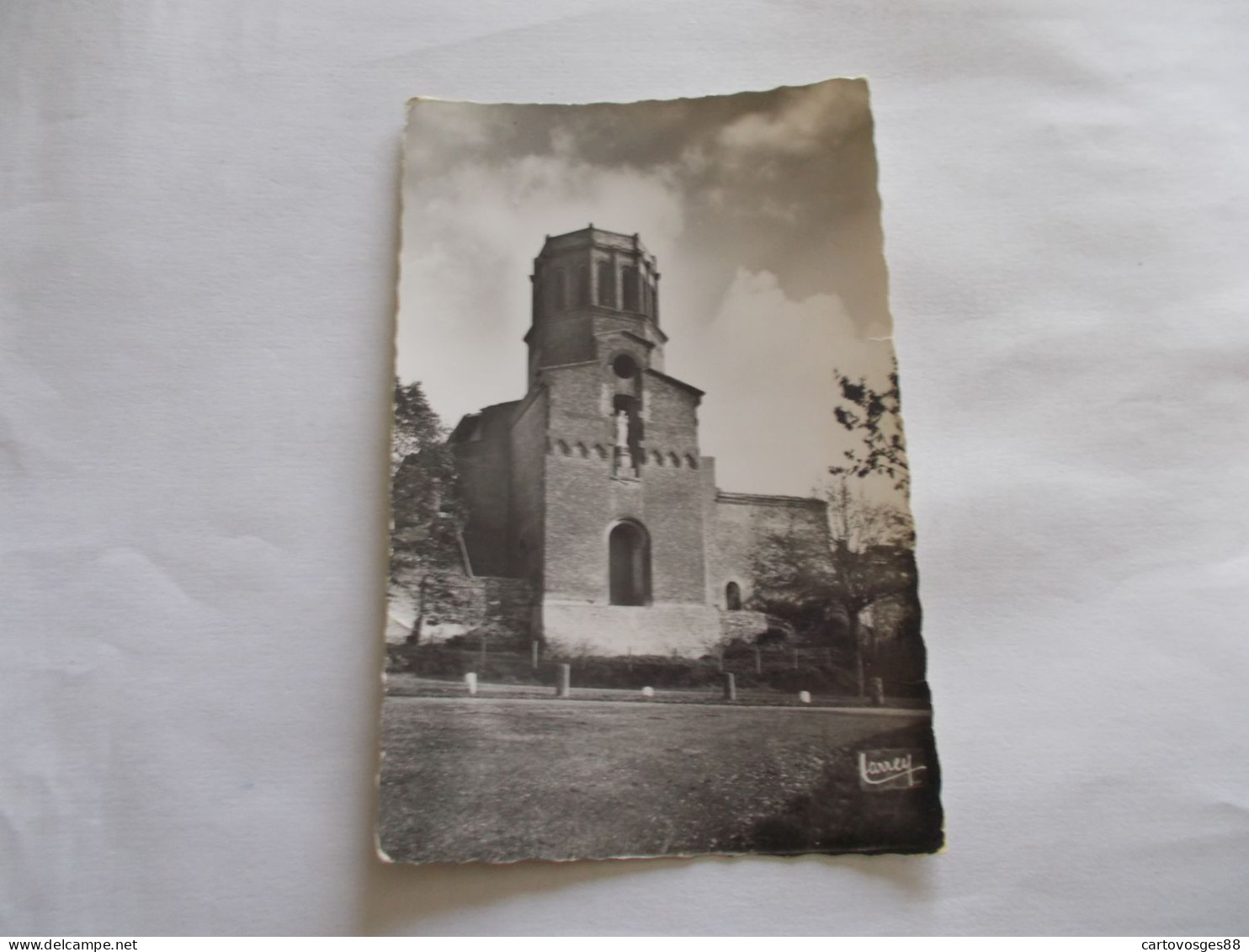 VERFEIL ( 31 Haute Garonne ) L EGLISE VUE DE DERRIERE  CLICHER PAS COURANT - Verfeil