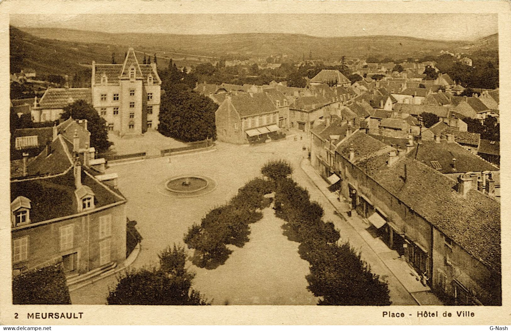 CPA 21 - Meursault - Place De L'Hôtel De Ville - Meursault