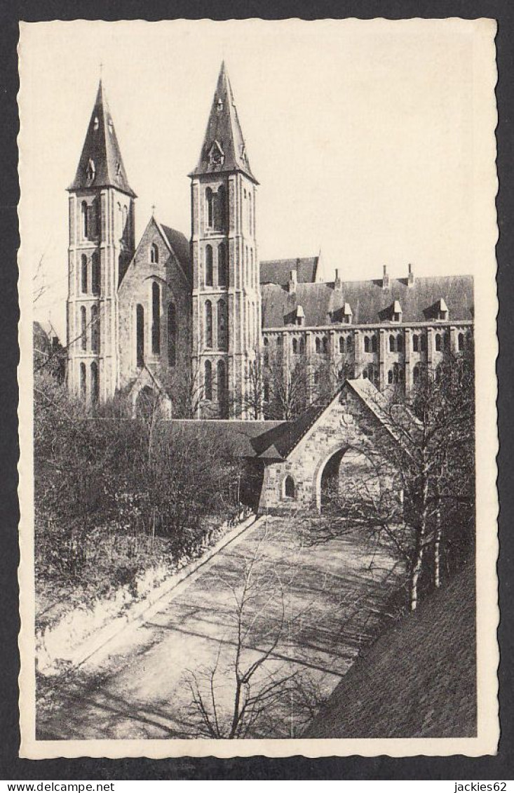 090683/ MAREDSOUS, L'Abbaye, Portail D'entrée Et Basilique - Anhée