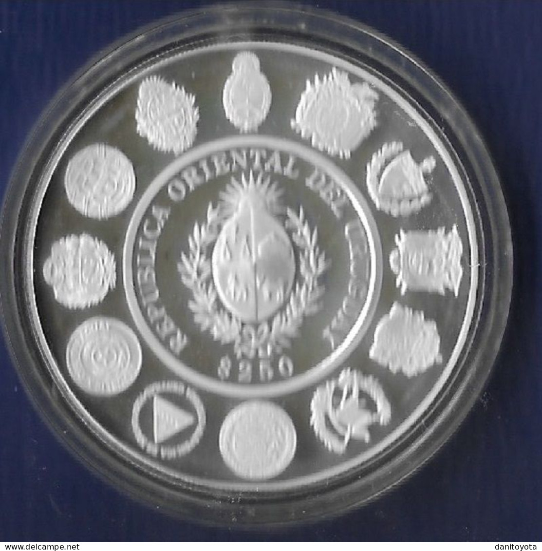 URUGUAY AÑO 1997 250 PESOS PLATA " GAUCHOS" - Uruguay