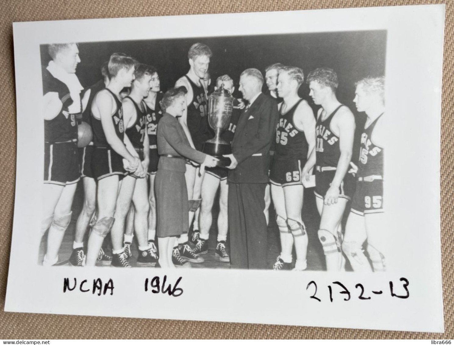 BASKETBALL - 1946 NCAA - Oklahoma A&M Aggies - 12,5 X 9 Cm. (REPRO PHOTO ! - Zie Beschrijving - Voir Description) ! - Sports