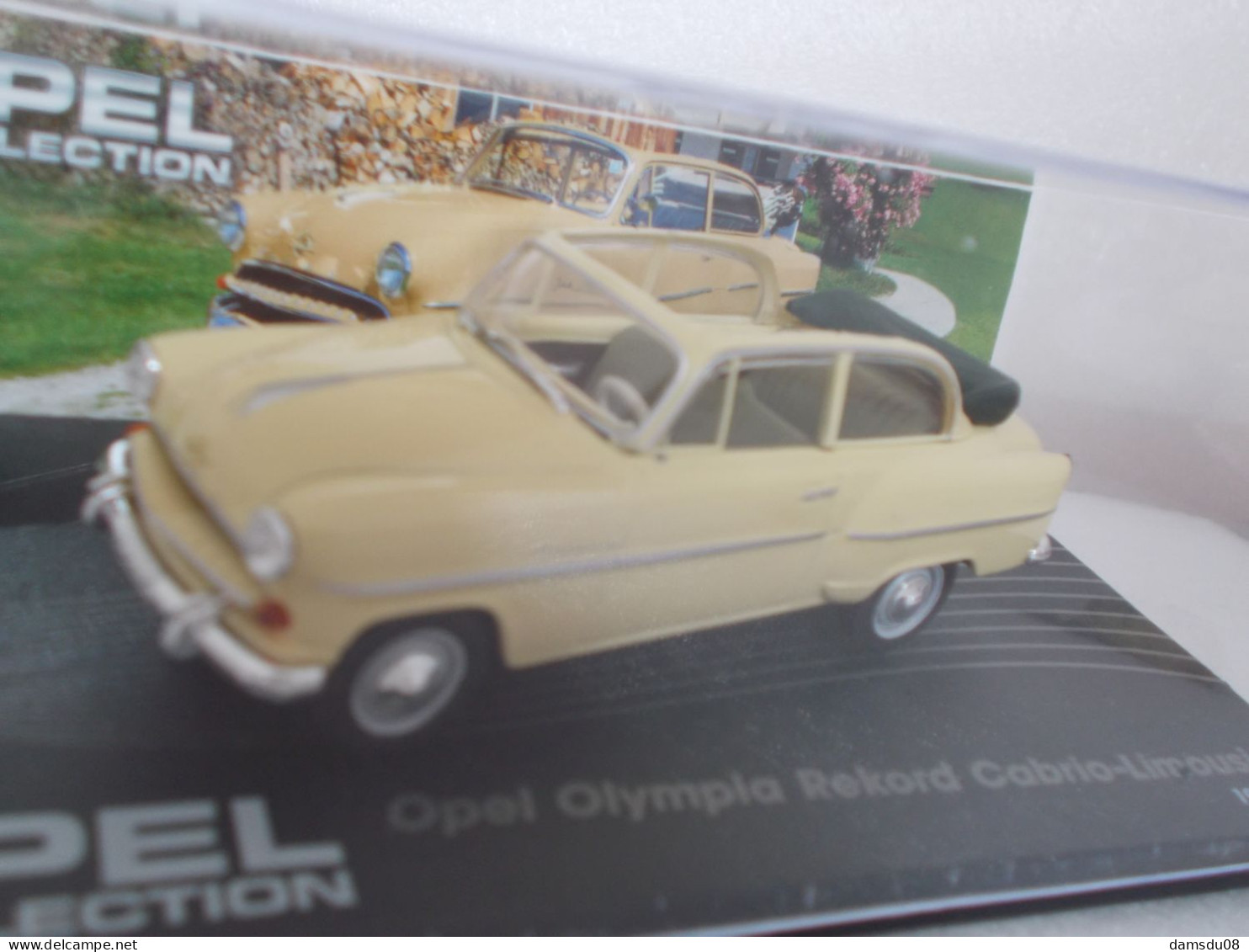 IXO Opel Olympia Rekord Cabrio-Limousine 1954-1956  En Boite Vitrine Echelle 1/43 - Ixo