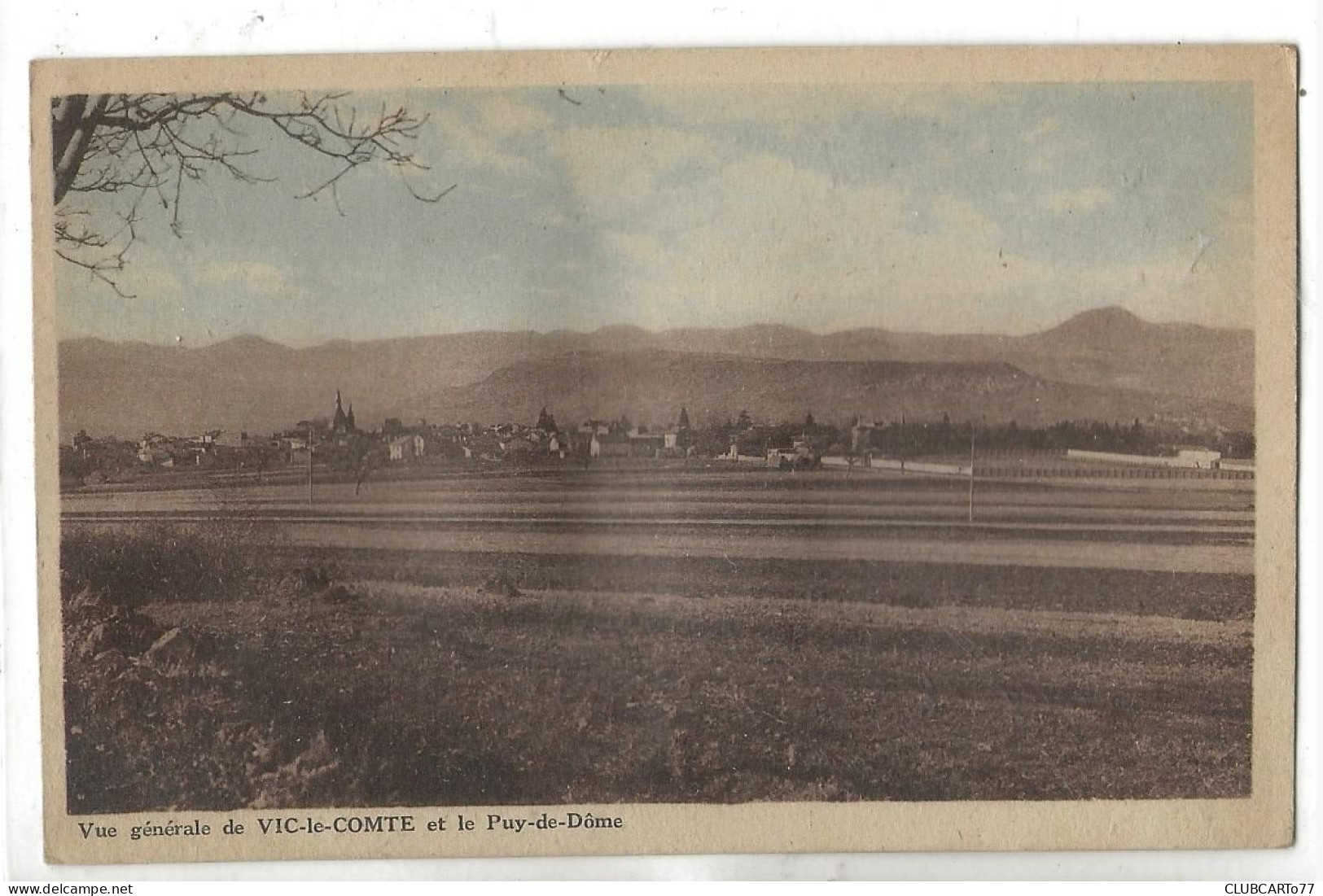 Vic-le-Comte (63) : Vue Panoramique Du Quartier De L'églis Env 1952 ETAT PF. - Vic Le Comte