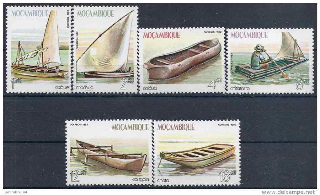 1982 MOZAMBIQUE 891-96** Bateaux Traditionnels - Mozambique