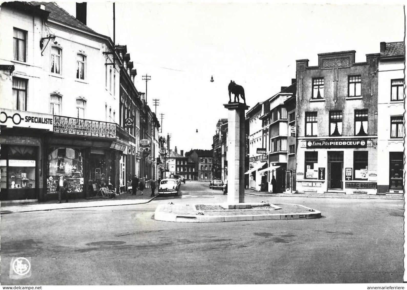 La Louvière La Louve Monument érigé Lors Des Fêtes De Wallonie - La Louvière