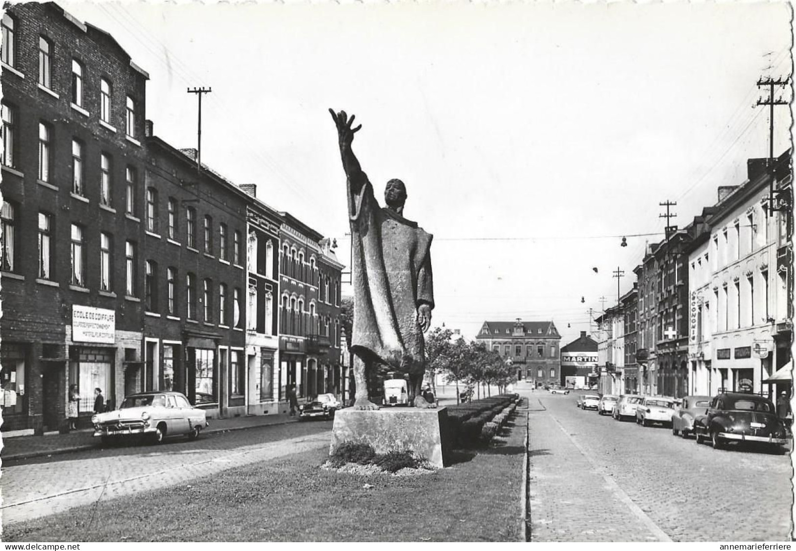 La Louvière Boulevard Moiroux - La Louvière