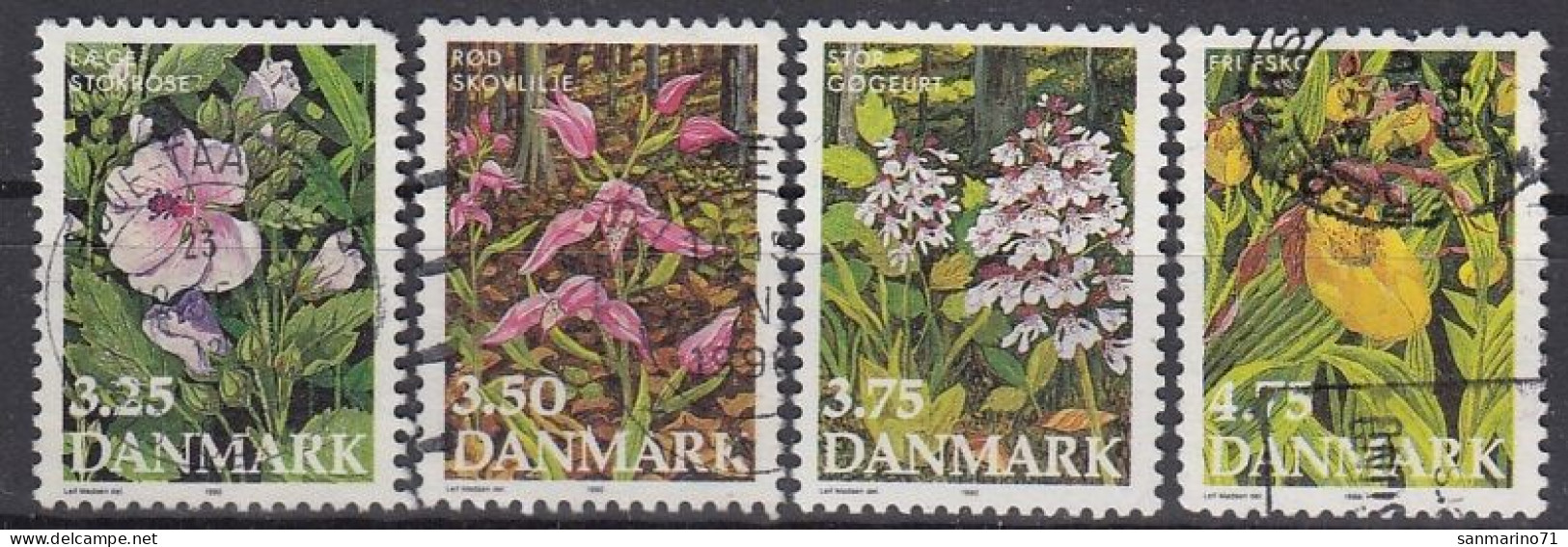 DENMARK 981-984,used,falc Hinged,flowers,first Stamp Damage Up Right Side - Gebraucht