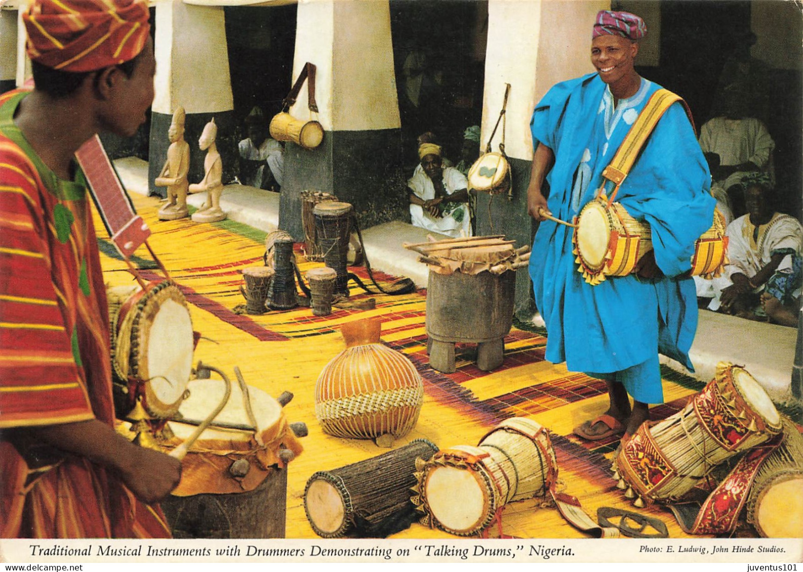 CPSM Traditional Musical Instruments With Drummers Demonstrating On Talking Drums-Timbre   L2771 - Nigeria