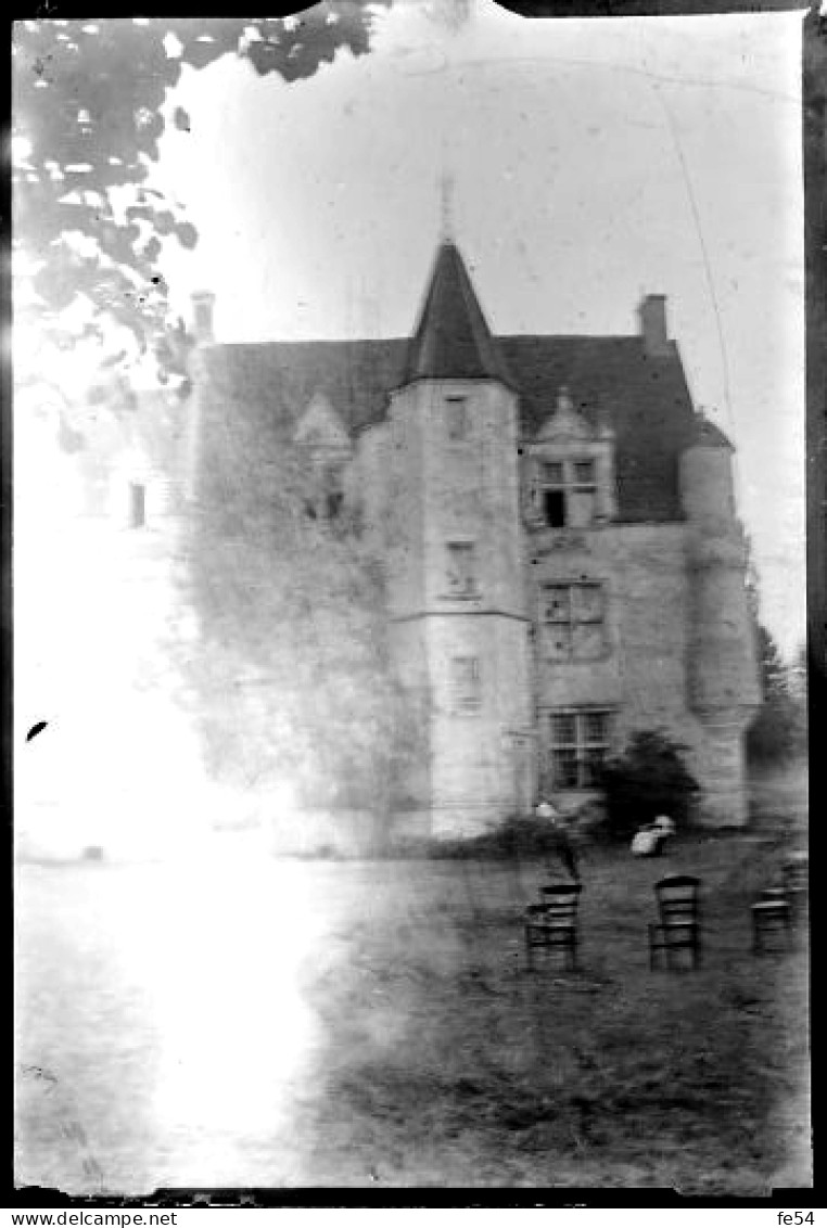 ° 89 ° YONNE ° ARCY SUR CURE - Château Du Chastenay ° 2 Plaques De Verre Négatives  6.5 X 9 ° - Diapositivas De Vidrio