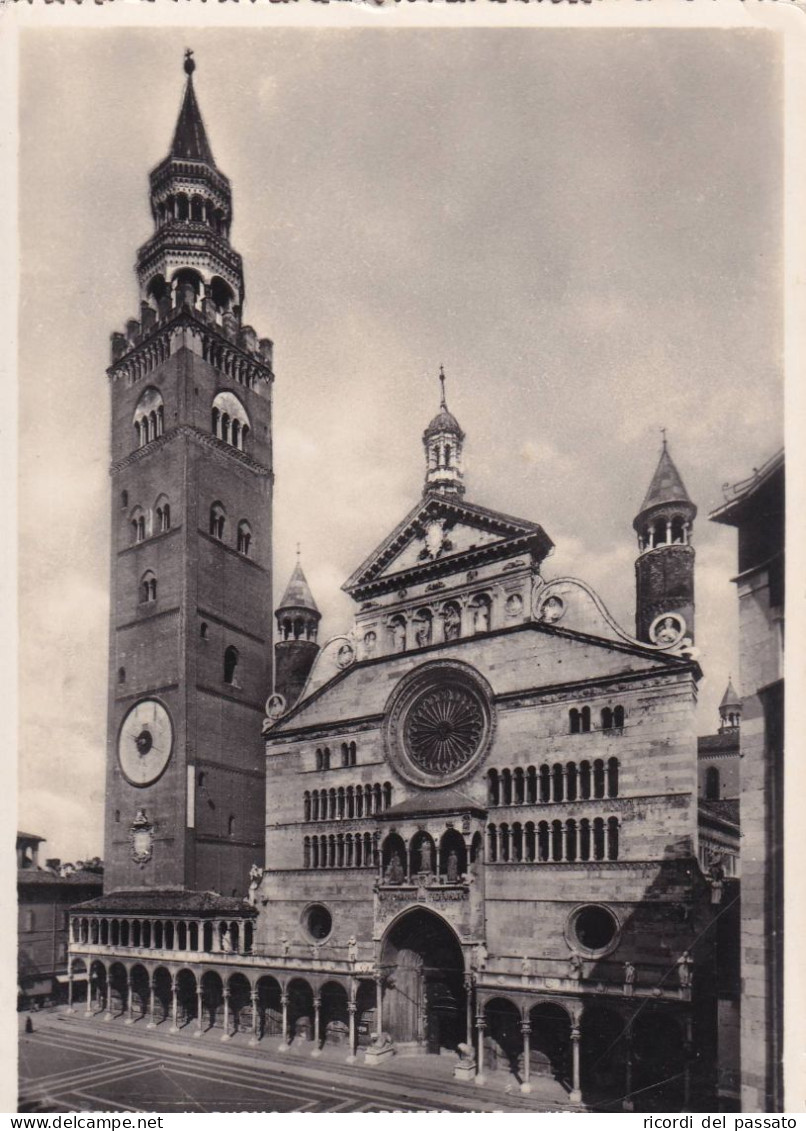 Cartolina Cremona - Il Duomo Ed Il Torrazzo - Cremona