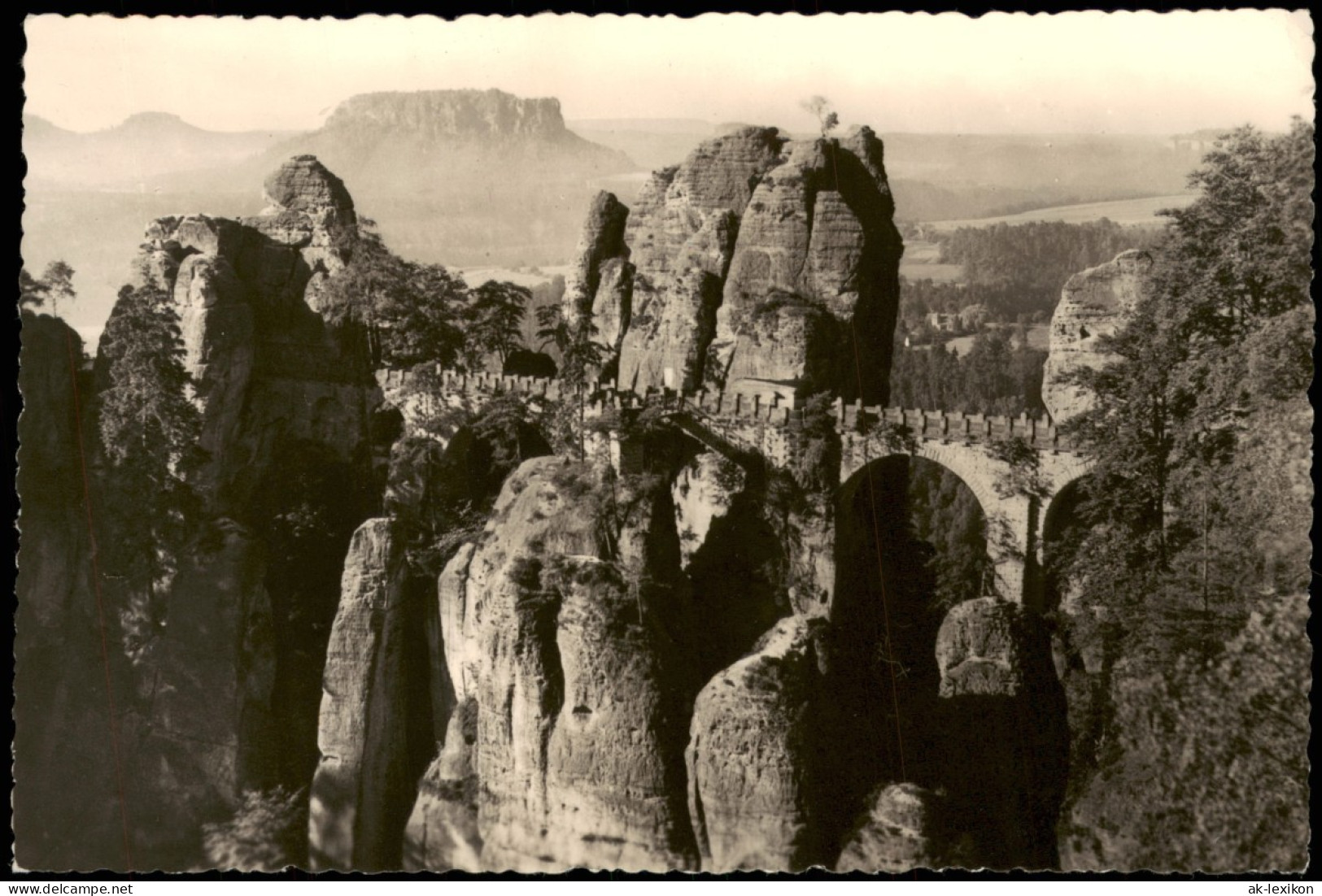 Ansichtskarte Rathen Basteibrücke - Sächsische Schweiz, Fotokarte 1952 - Rathen