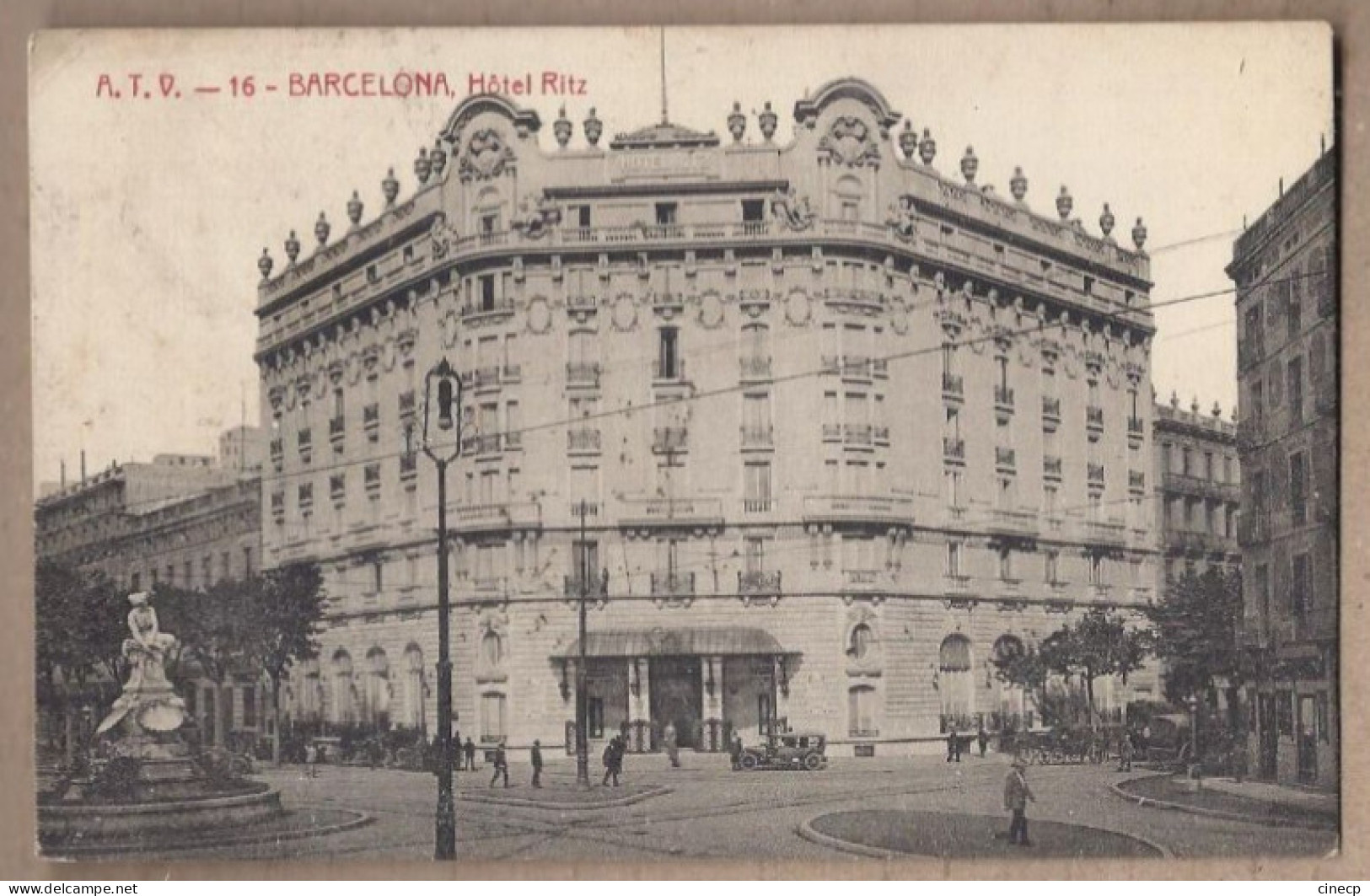 CPA ESPAGNE - BARCELONA - BARCELONE - Hôtel Ritz - TB PLAN Façade Devanture Etablissement ANIMATION CENTRE - Barcelona