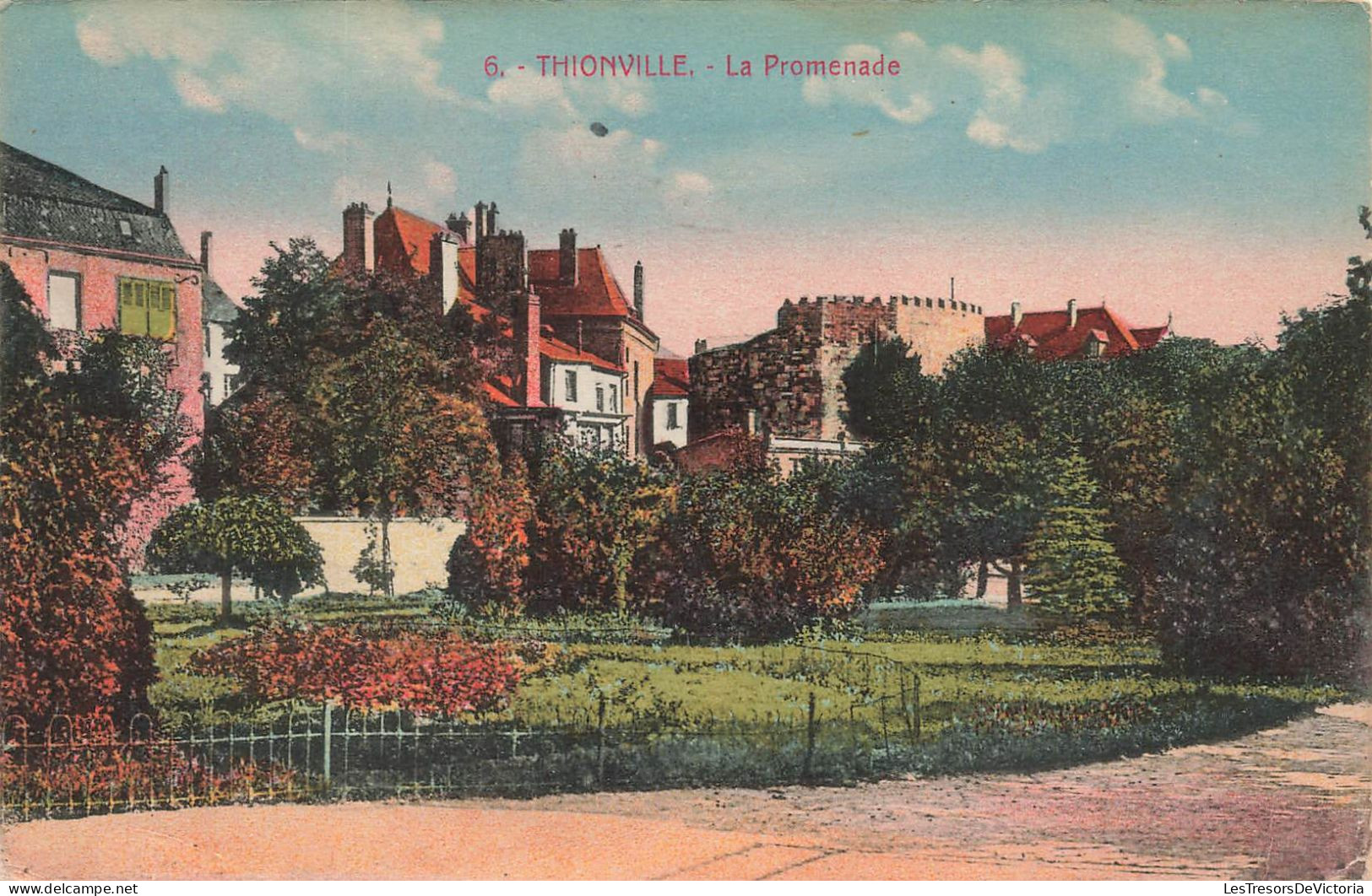 FRANCE - Thionville - Vue Sur La Promenade - Colorisé  - Carte Postale - Thionville