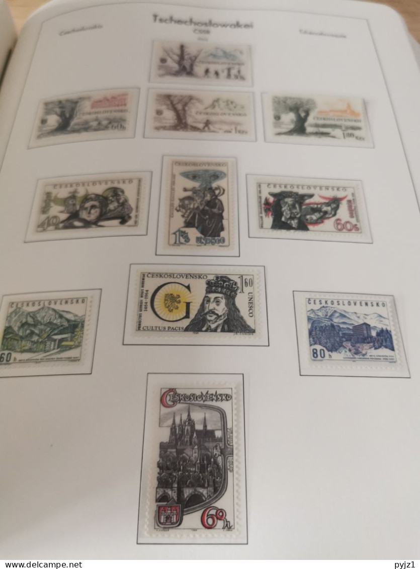 Czechoslovakia 1964-75 MNH In Leuchtturm Album - Collections (with Albums)