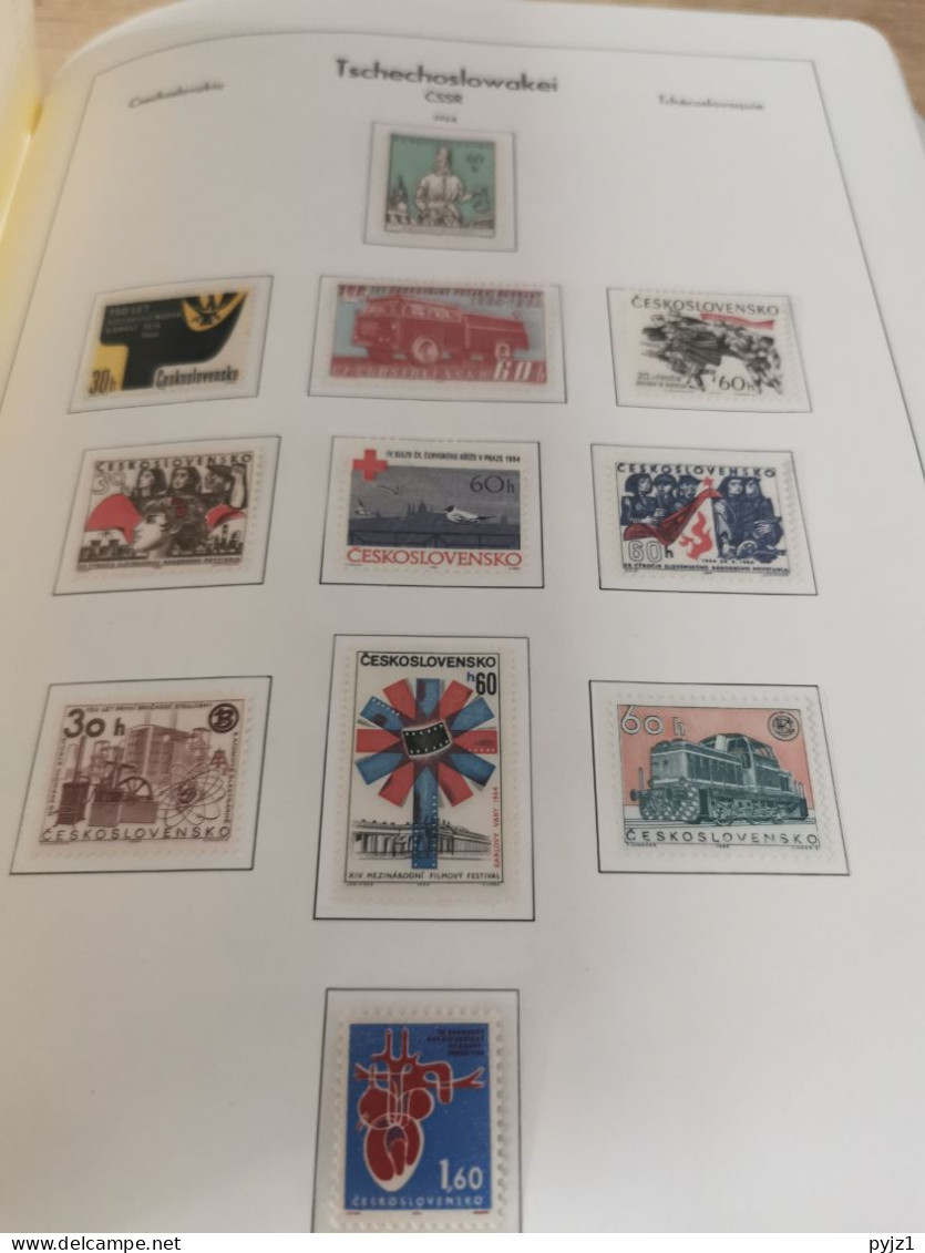Czechoslovakia 1964-75 MNH In Leuchtturm Album - Collections (with Albums)