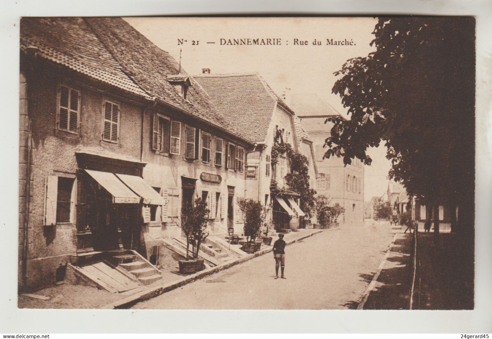 CPA DANNEMARIE (Haut Rhin) - Rue Du Marché - Dannemarie