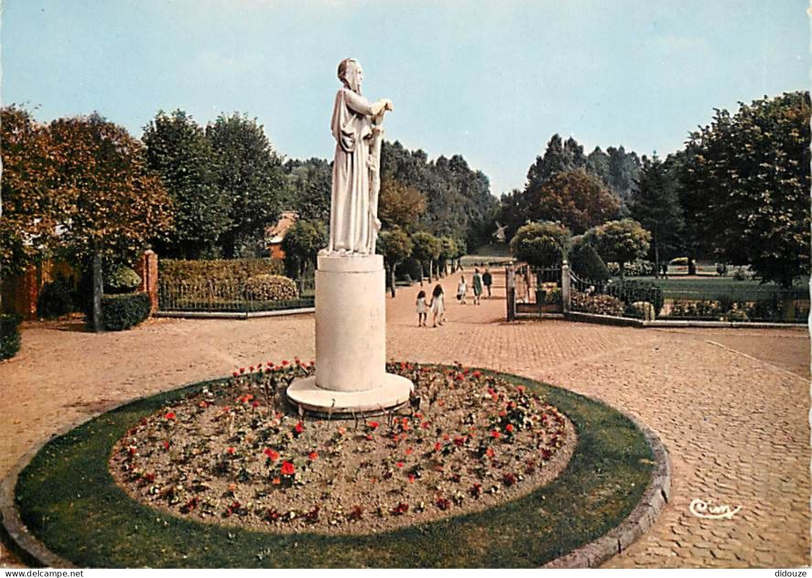 59 - Hazebrouck - Le Jardin Public - CPM - Carte Neuve - Voir Scans Recto-Verso - Hazebrouck