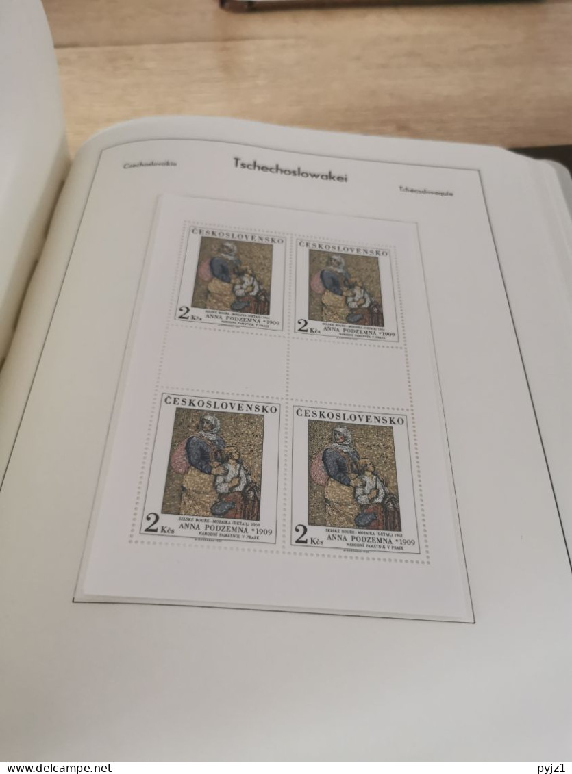 Czechoslovakia 1976-81 MNH in Leuchtturm album