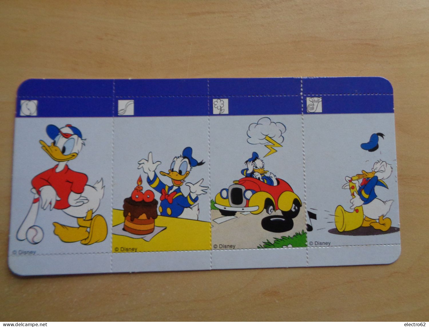 Carte Nestlé  Disney Family Donald Duck Base Ball Anniversaire Voiture Musicien Car Birthday Musician Baseball BD Comic - Altri & Non Classificati