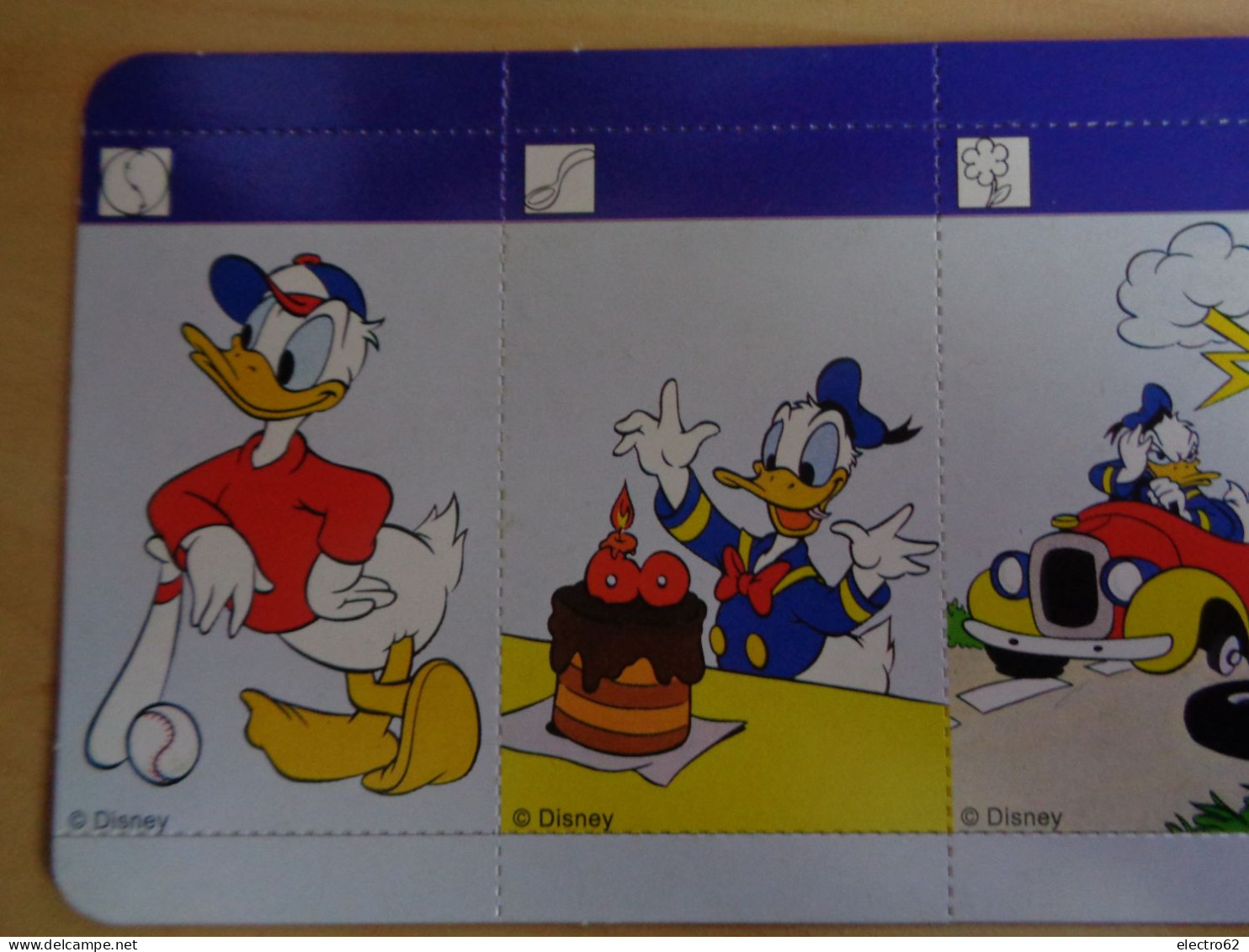 Carte Nestlé  Disney Family Donald Duck Base Ball Anniversaire Voiture Musicien Car Birthday Musician Baseball BD Comic - Altri & Non Classificati