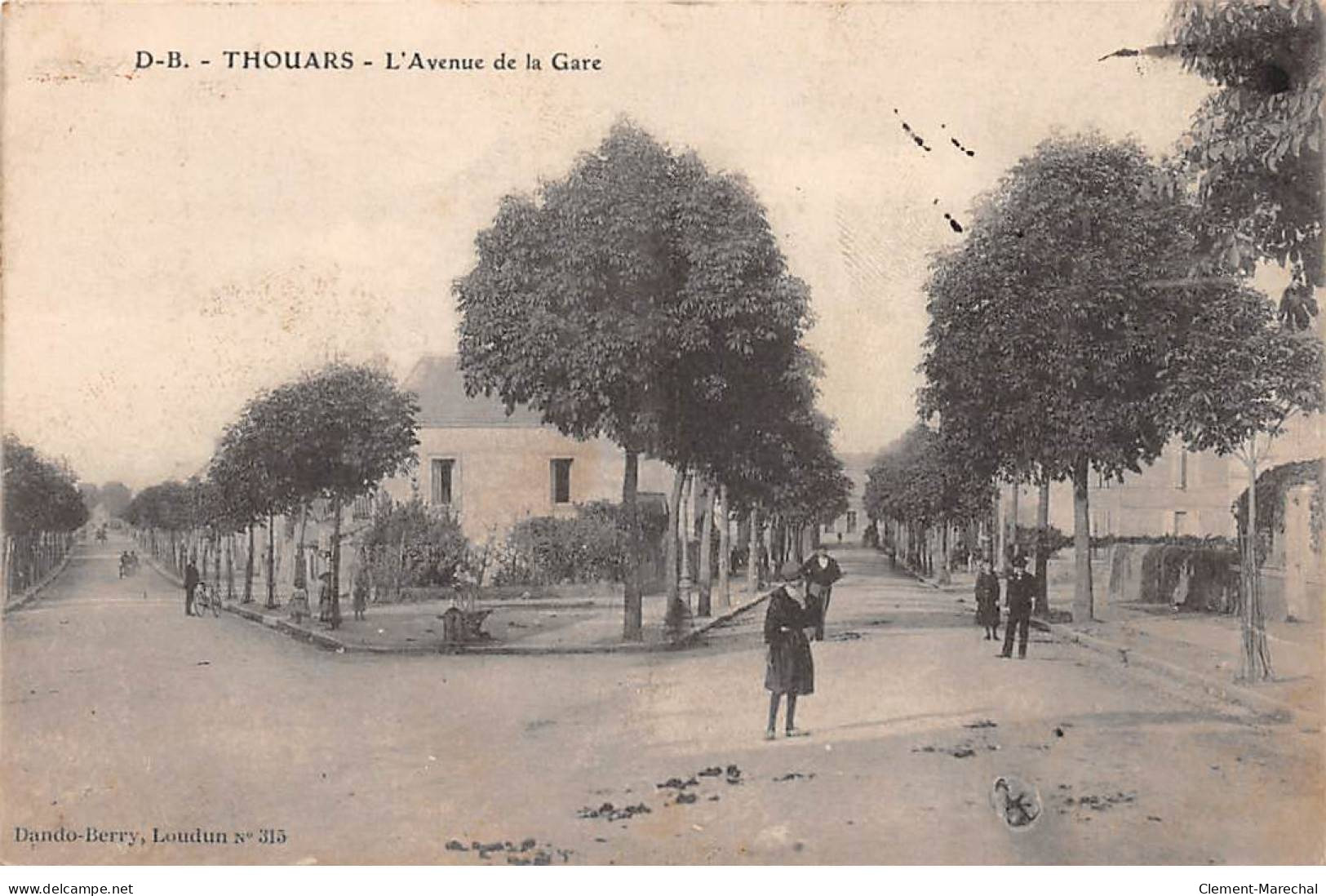 THOUARS - L'Avenue De La Gare - Très Bon état - Thouars