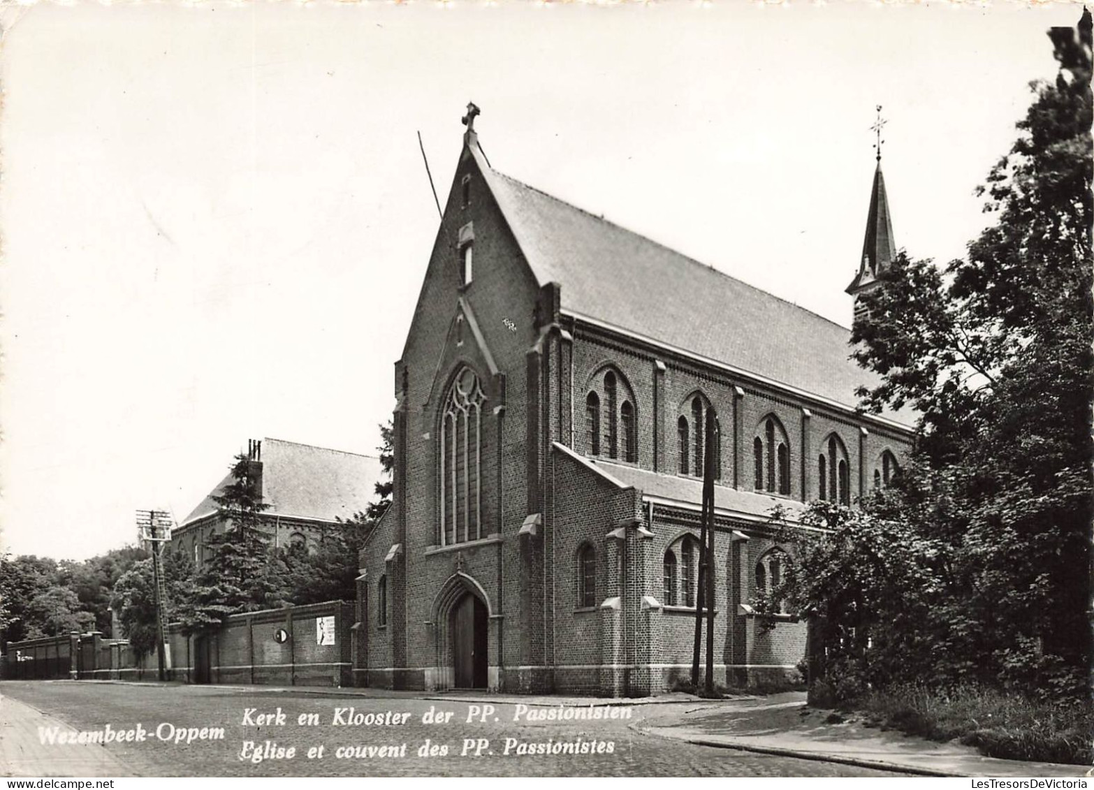 BELGIQUE - Wezembeek Oppem - Eglise Et Couvent Des PP. Passionistes - Carte Postale - Wezembeek-Oppem