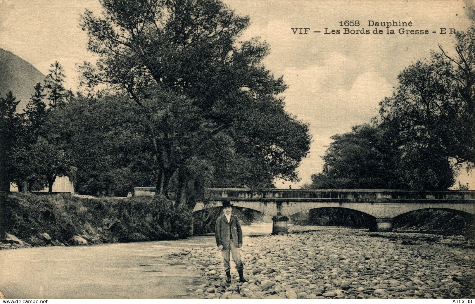 N45 - 38 - VIF - Isère - Les Bords De La Gresse - Vif