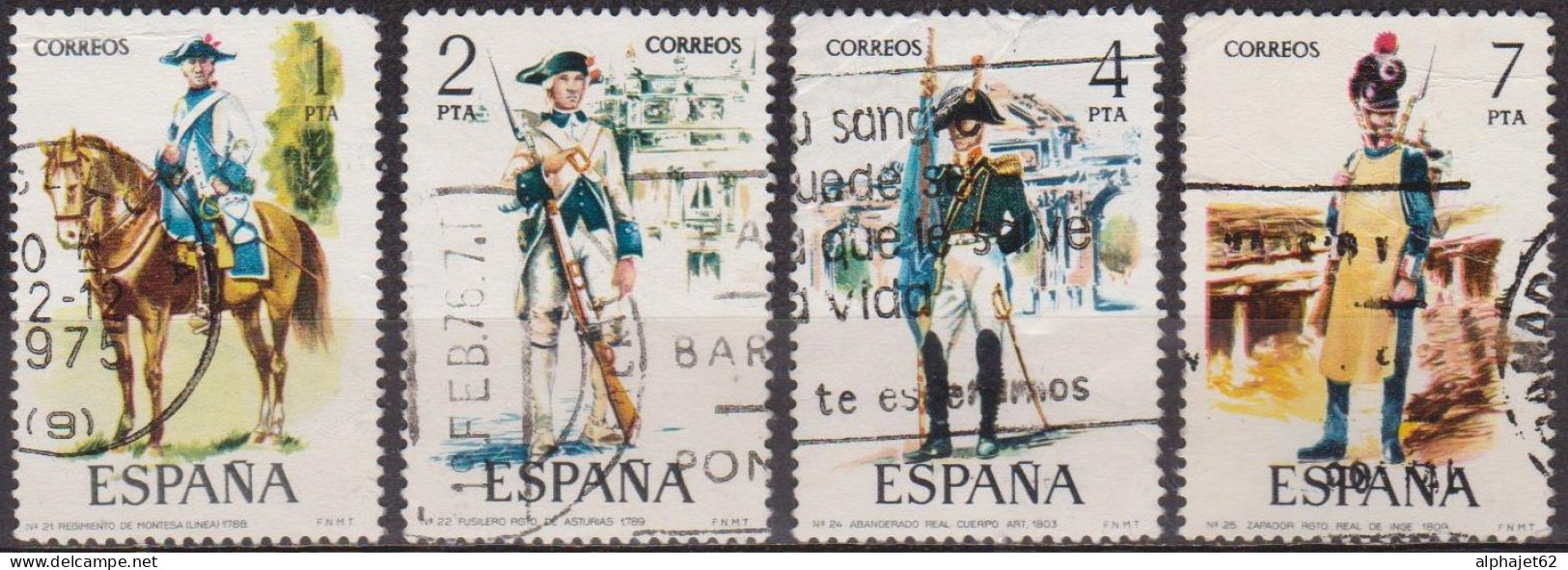 Armée, Soldats - ESPAGNE - Uniformes - Porte Drapeau - N° 1921-1922-1924-1925 - 1975 - Oblitérés