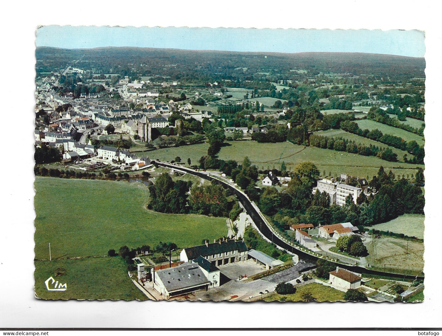 CPM 50 ST SAUVEUR LE VICOMTE, VUE AERIENNE En 1975! - Saint Sauveur Le Vicomte